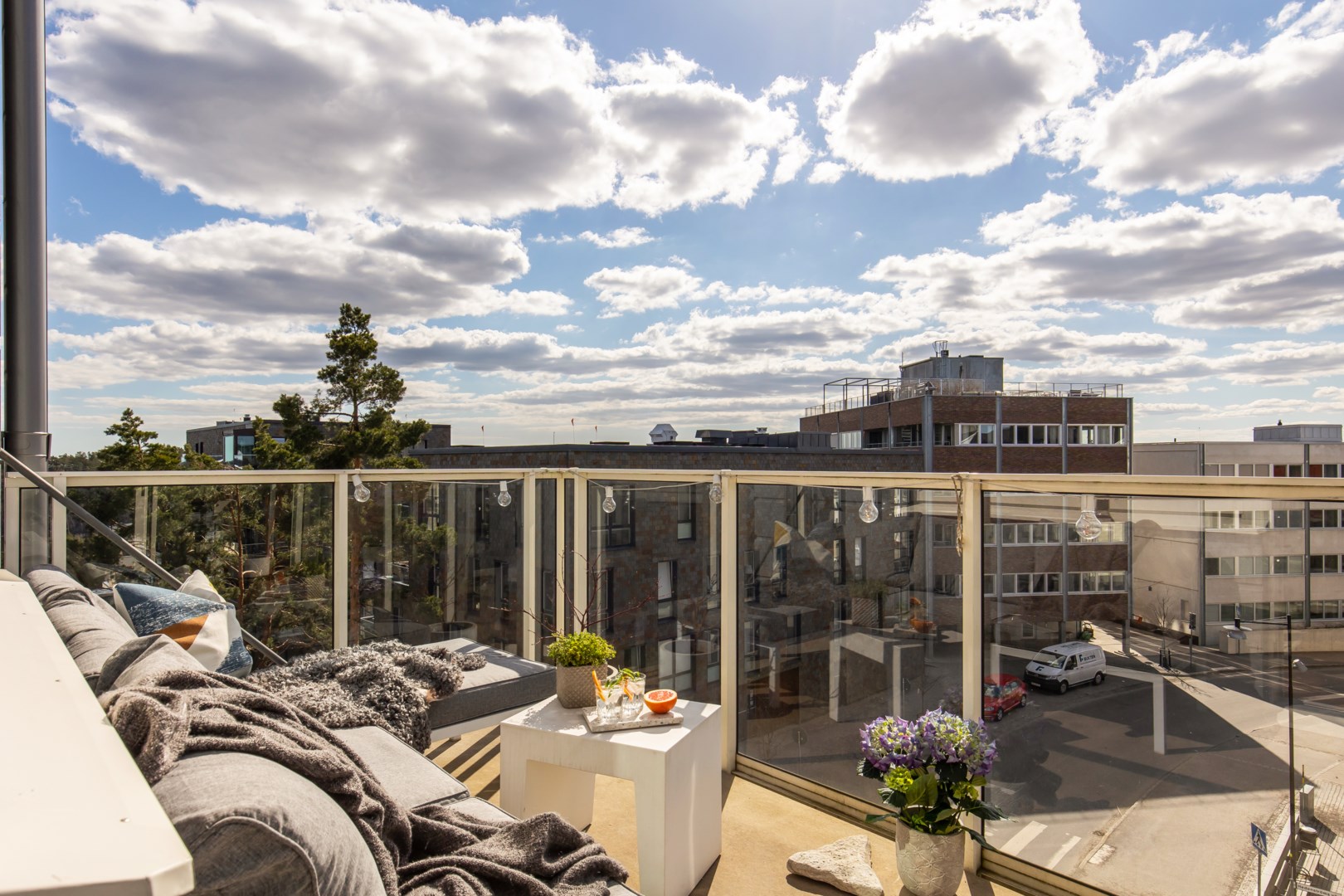 Bostadsbild från Hedenströms väg 15, 4/4 tr, Såld i Tollare, Nacka