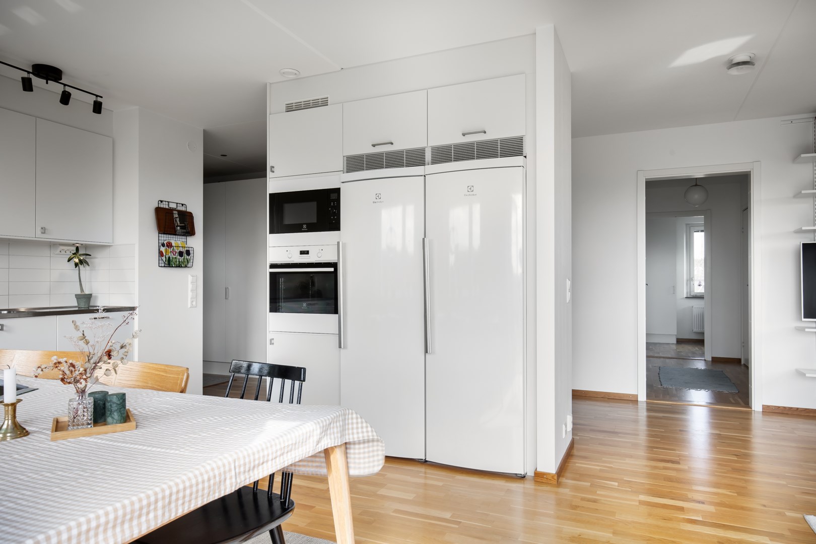 Bostadsbild från Hedenströms väg 15, 4/4 tr, Såld i Tollare, Nacka