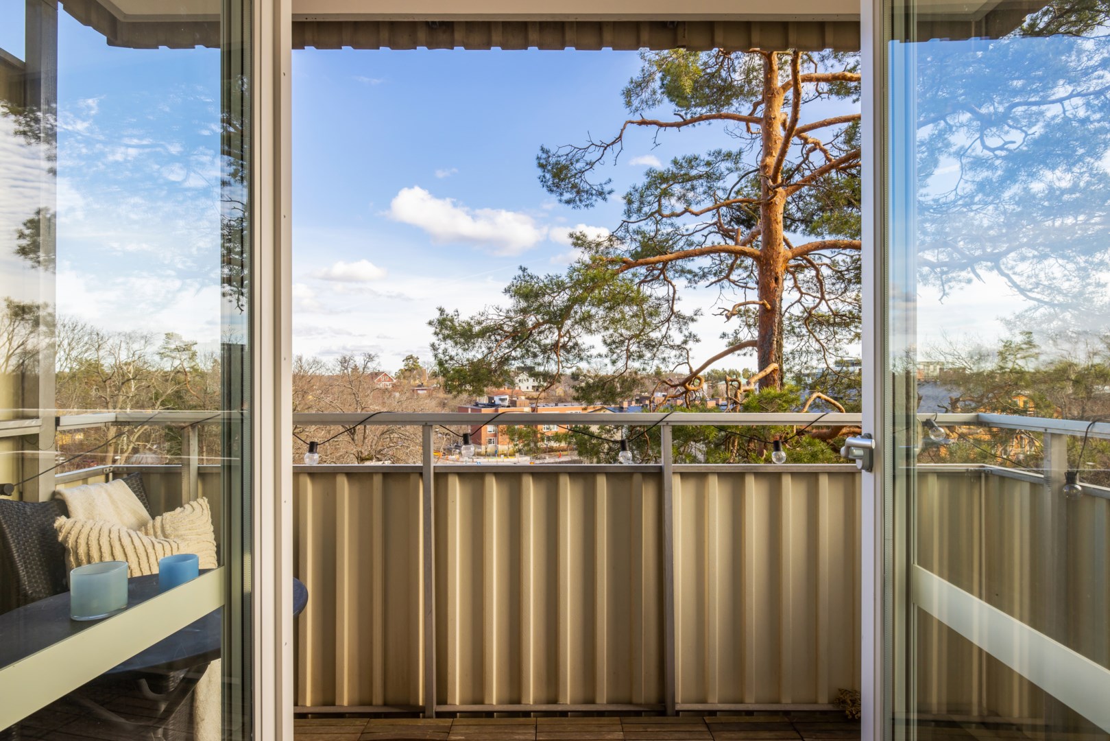 Bostadsbild från Edinsvägen 12, Såld i Ektorp, Nacka