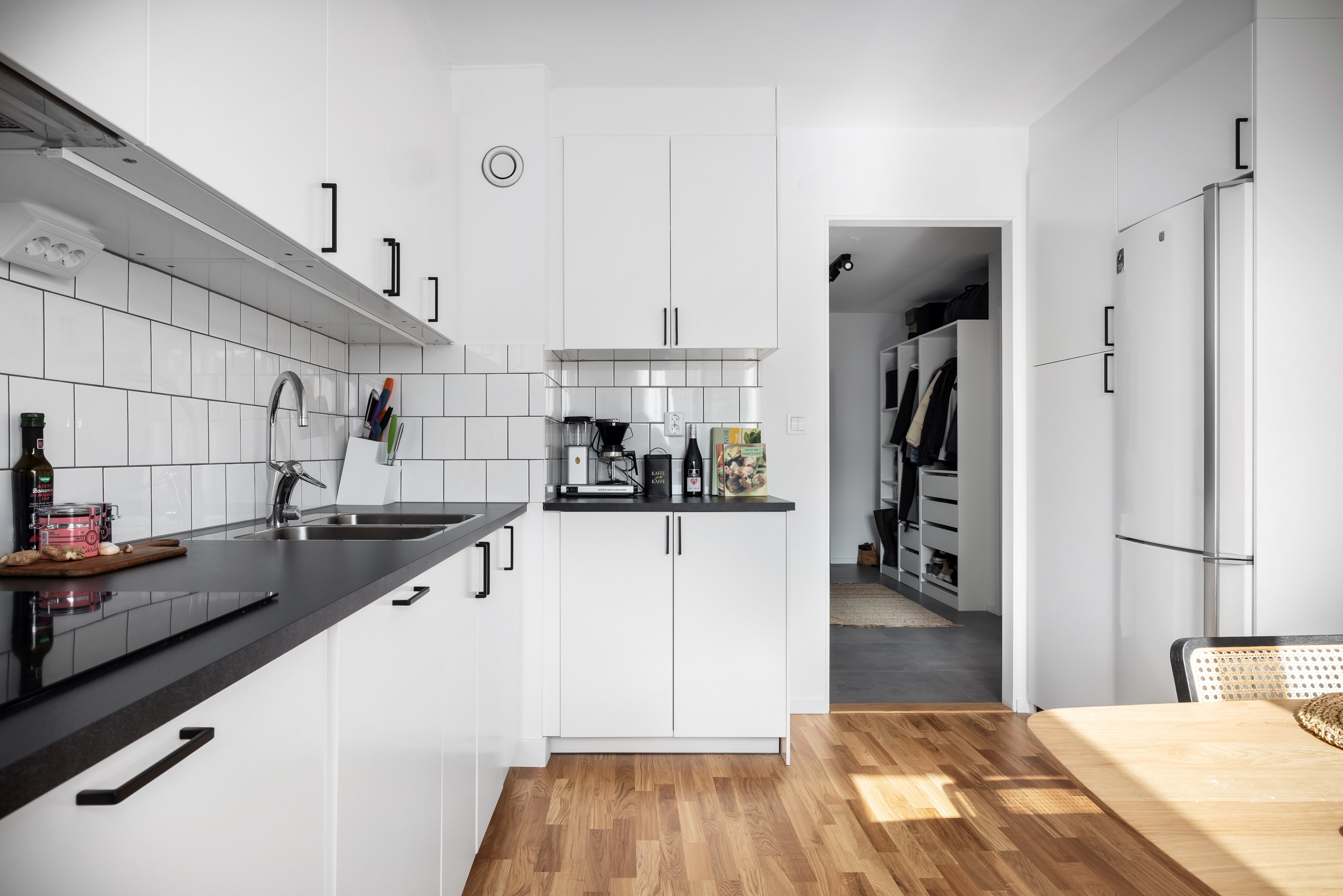 Bostadsbild från Edinsvägen 12, Såld i Ektorp, Nacka