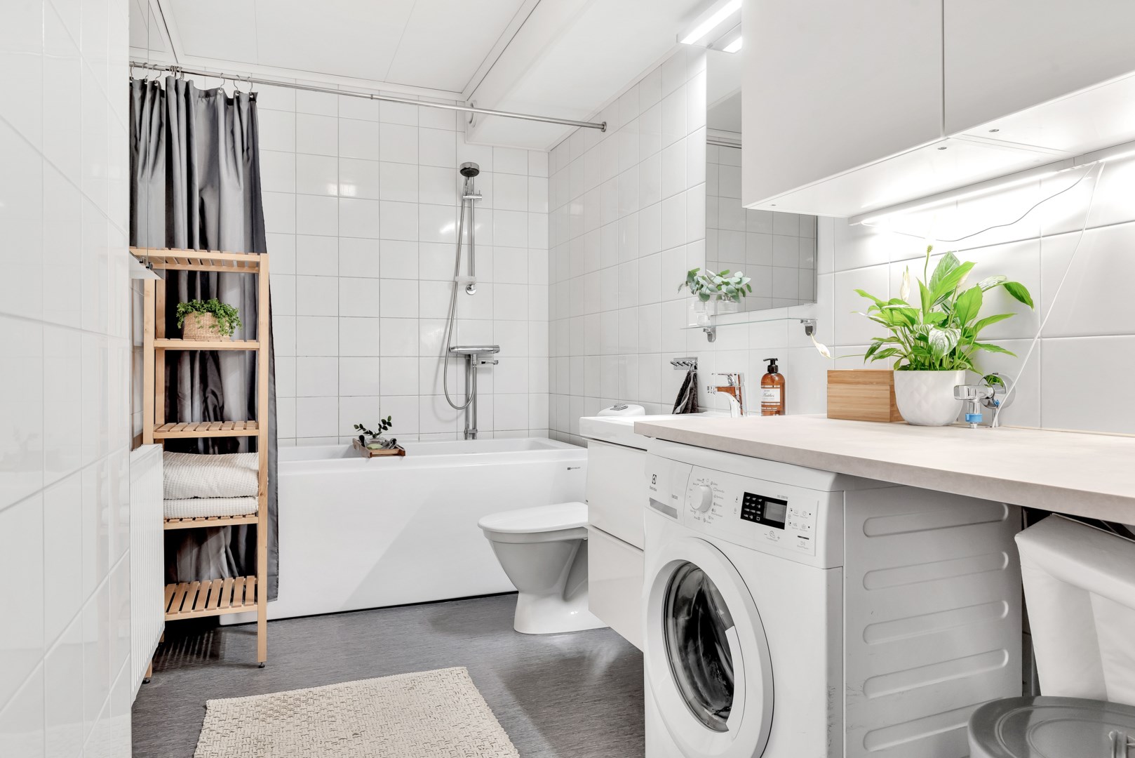 Bostadsbild från Stackmolnsvägen 85A, Till salu i Fullerö, Uppsala