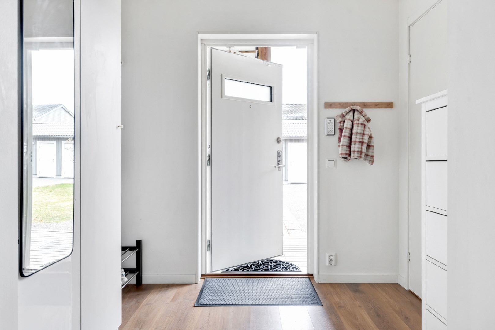 Bostadsbild från Stackmolnsvägen 85A, Till salu i Fullerö, Uppsala