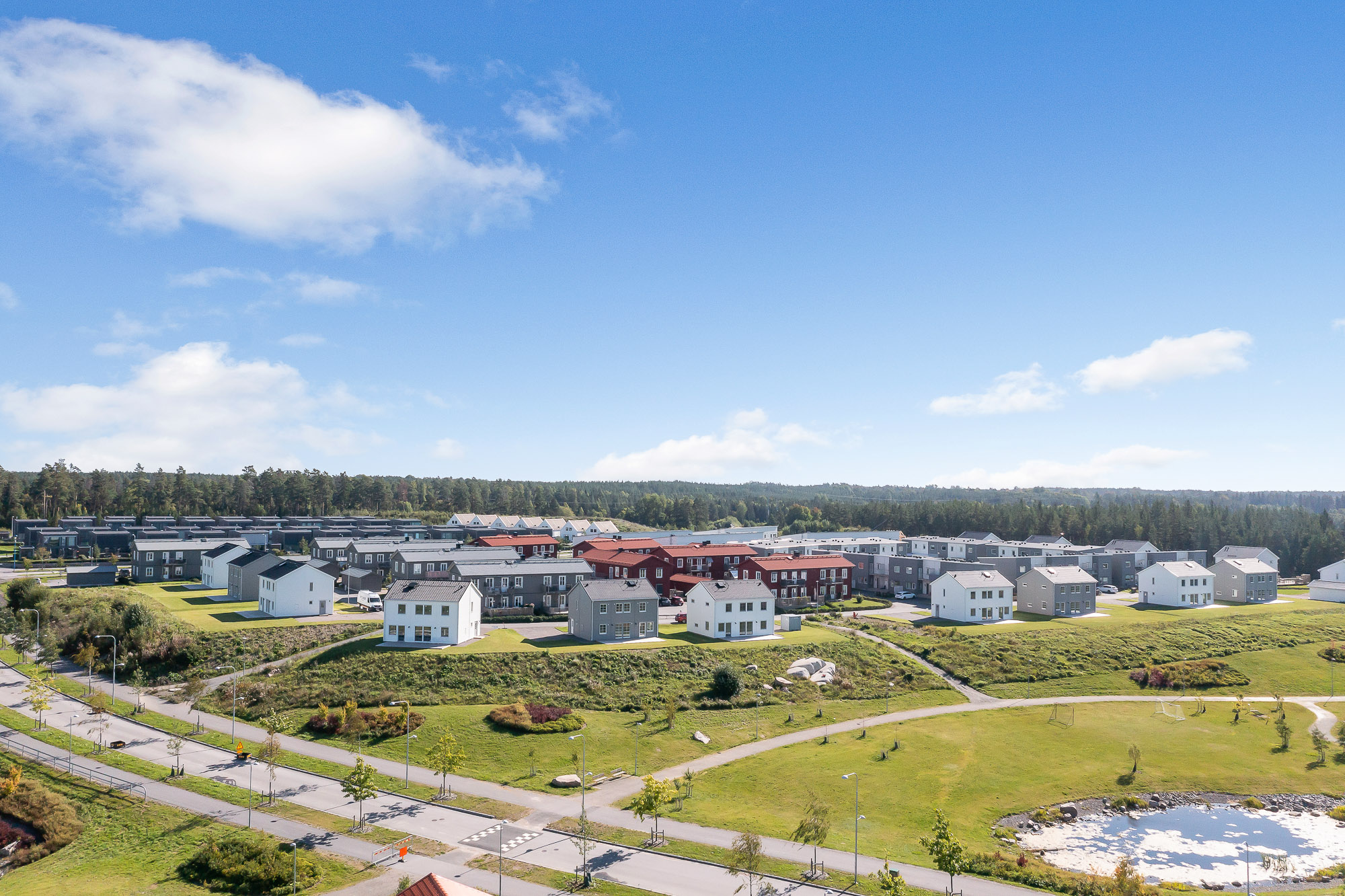 Bostadsbild från Stackmolnsvägen 85A, Till salu i Fullerö, Uppsala