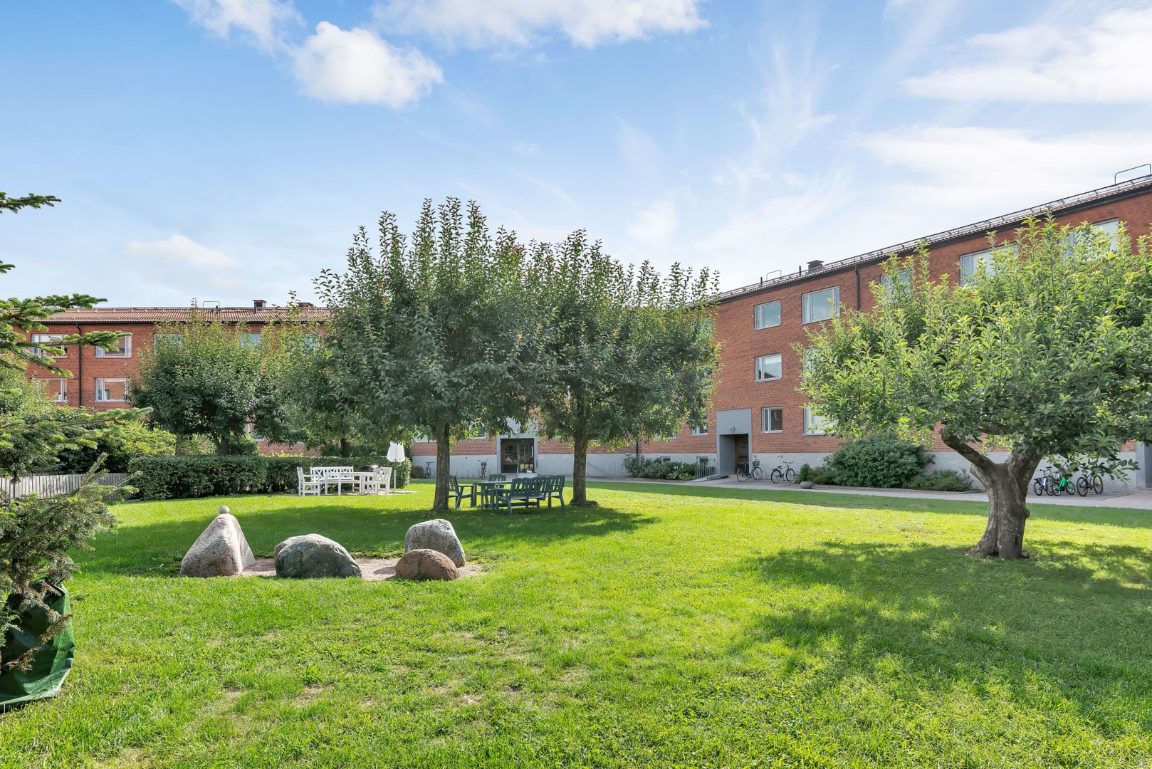 Bostadsbild från Sköldungagatan 35, Såld i Svartbäcken, Uppsala