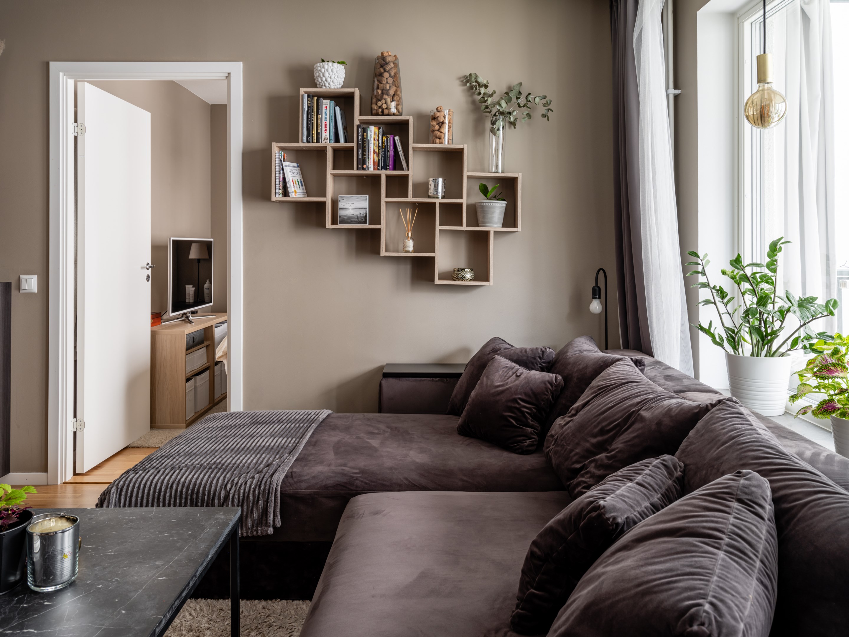 Bostadsbild från Sjöviksbacken 18, Såld i Liljeholmen, Stockholm