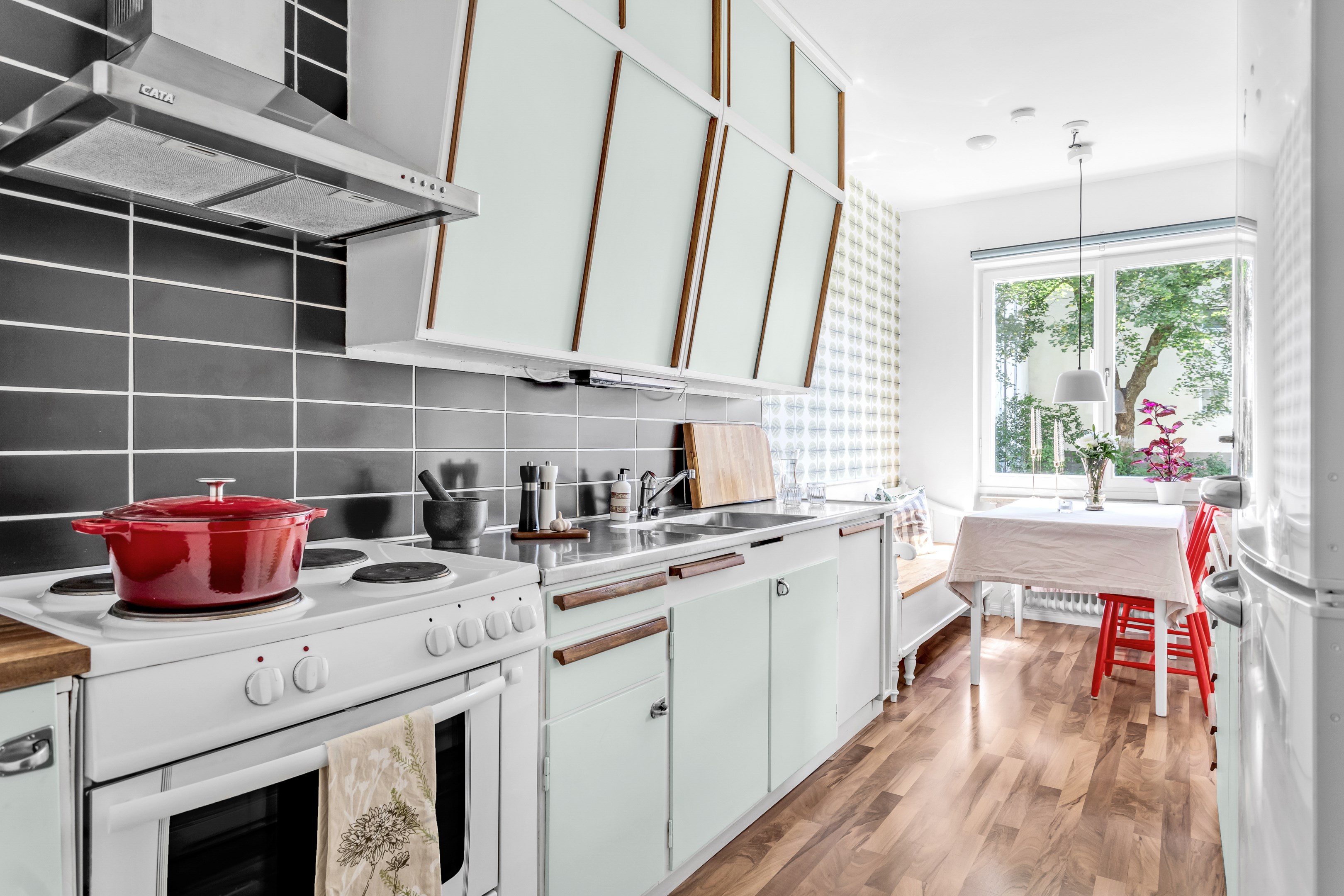 Bostadsbild från Prästgårdsgatan 8A, Såld i Stabby, Uppsala