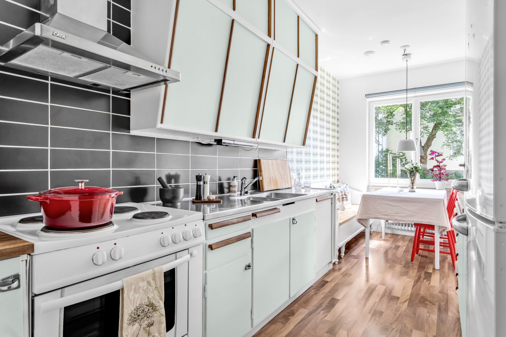 Bostadsbild från Prästgårdsgatan 8A, Såld i Stabby, Uppsala