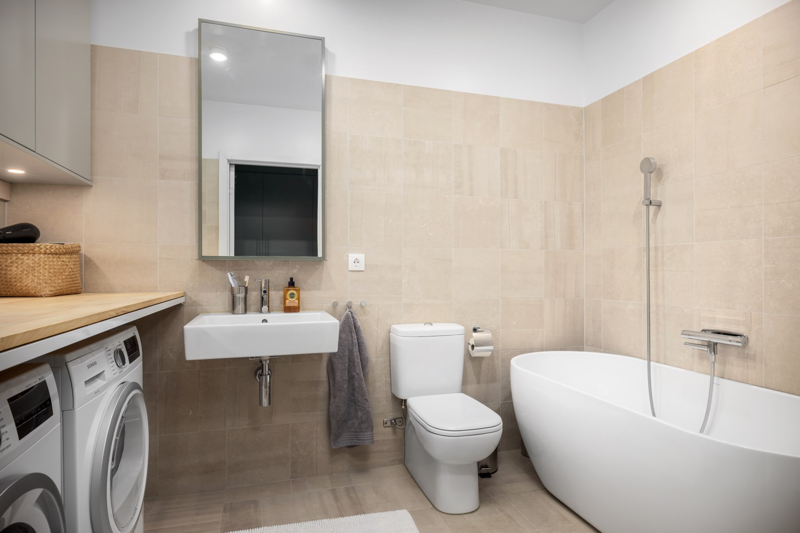 Bostadsbild från Tollareslingan 5, 5 tr, Såld i Tollare, Nacka