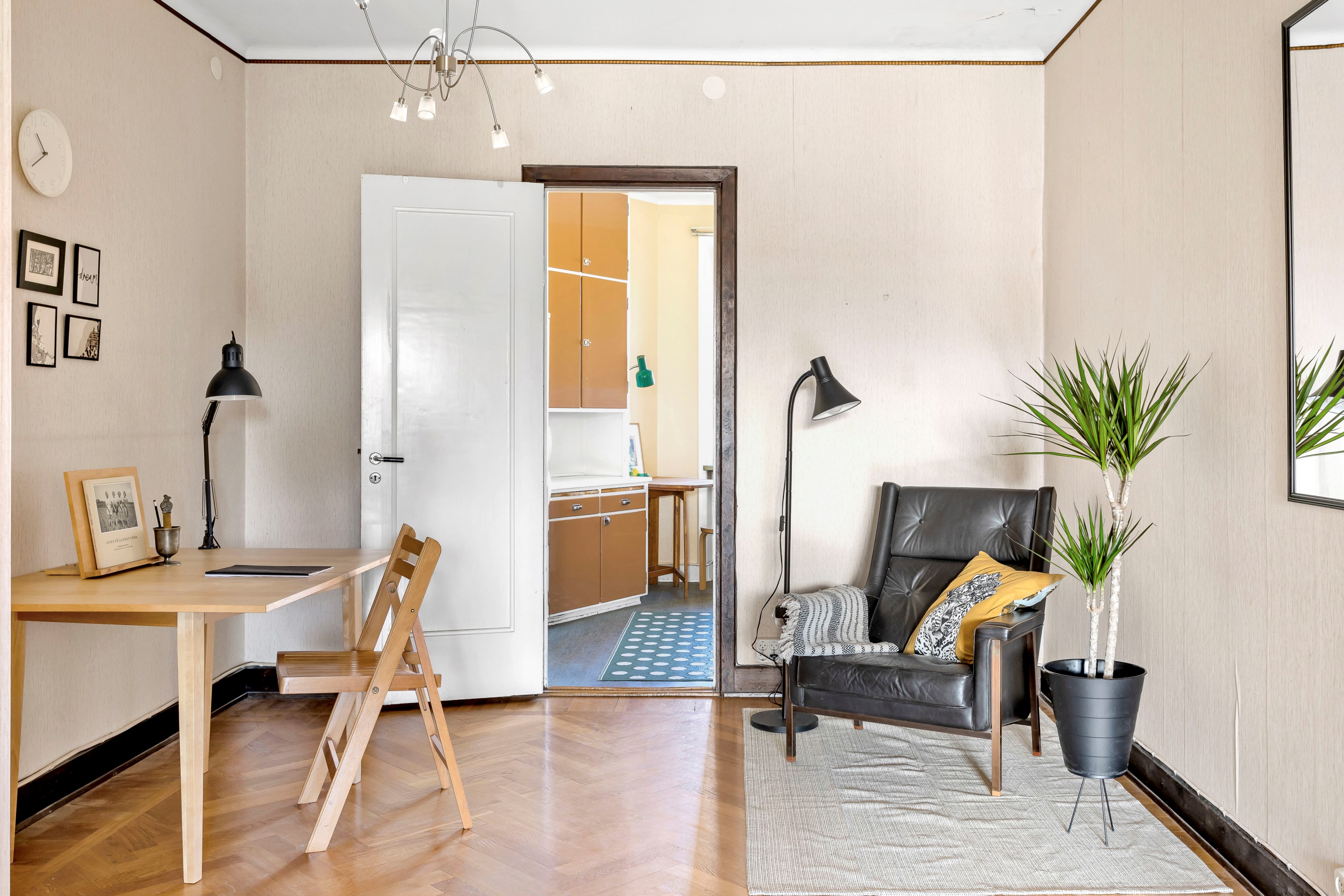 Bostadsbild från Åsgränd 2A, Såld i Öfre Slotts, Uppsala