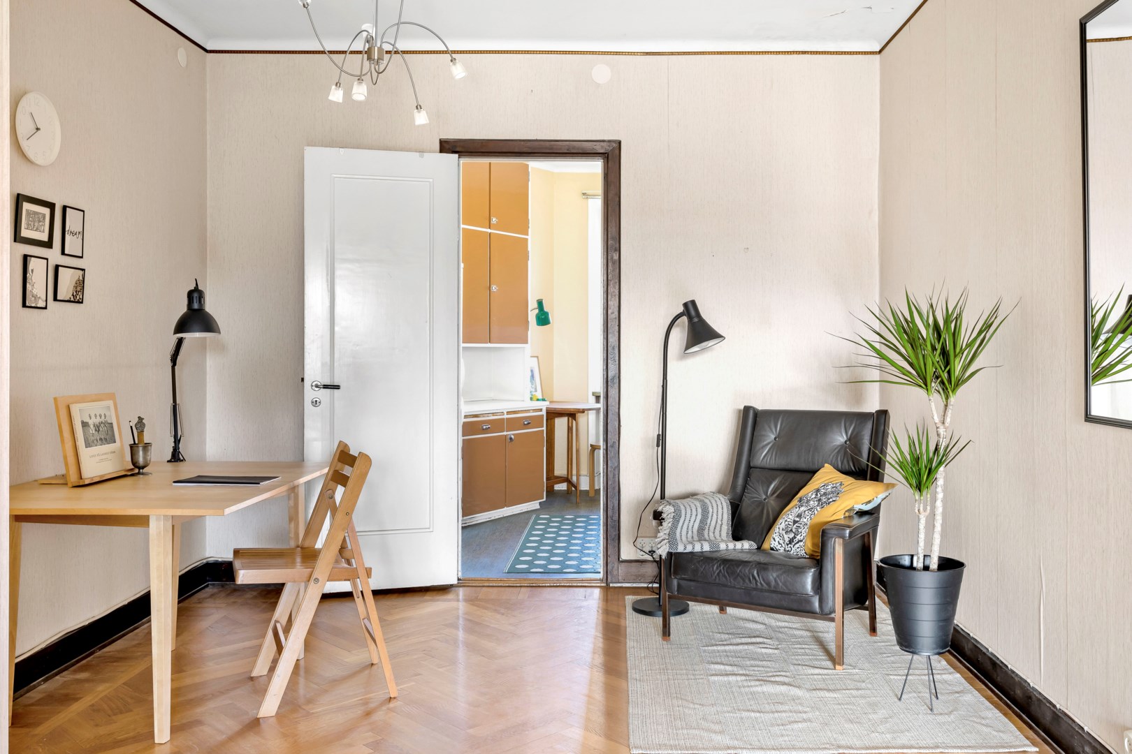 Bostadsbild från Åsgränd 2A, Såld i Öfre Slotts, Uppsala