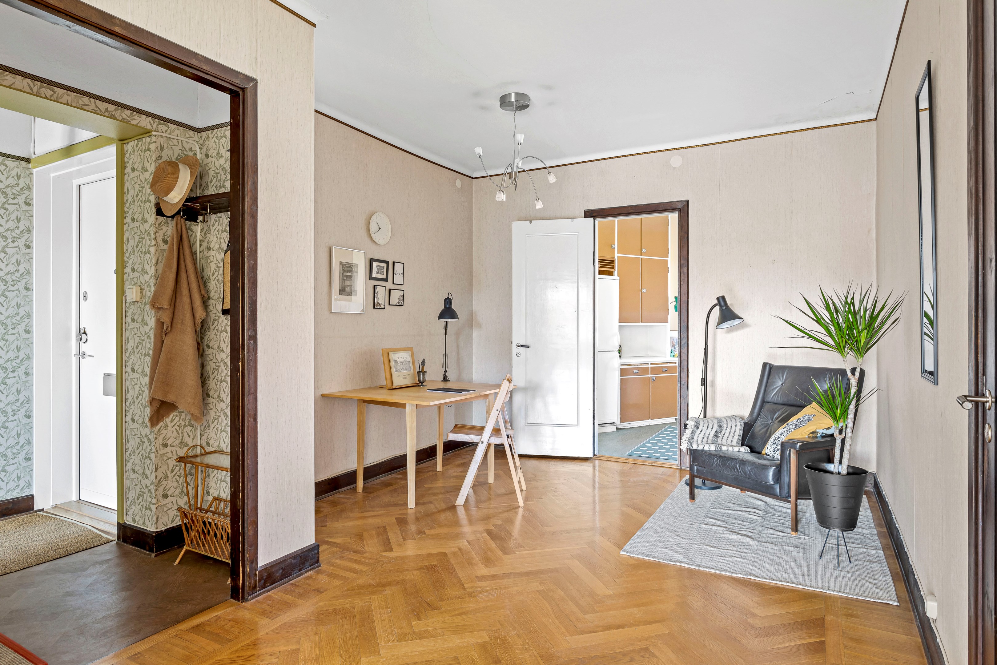 Bostadsbild från Åsgränd 2A, Såld i Öfre Slotts, Uppsala