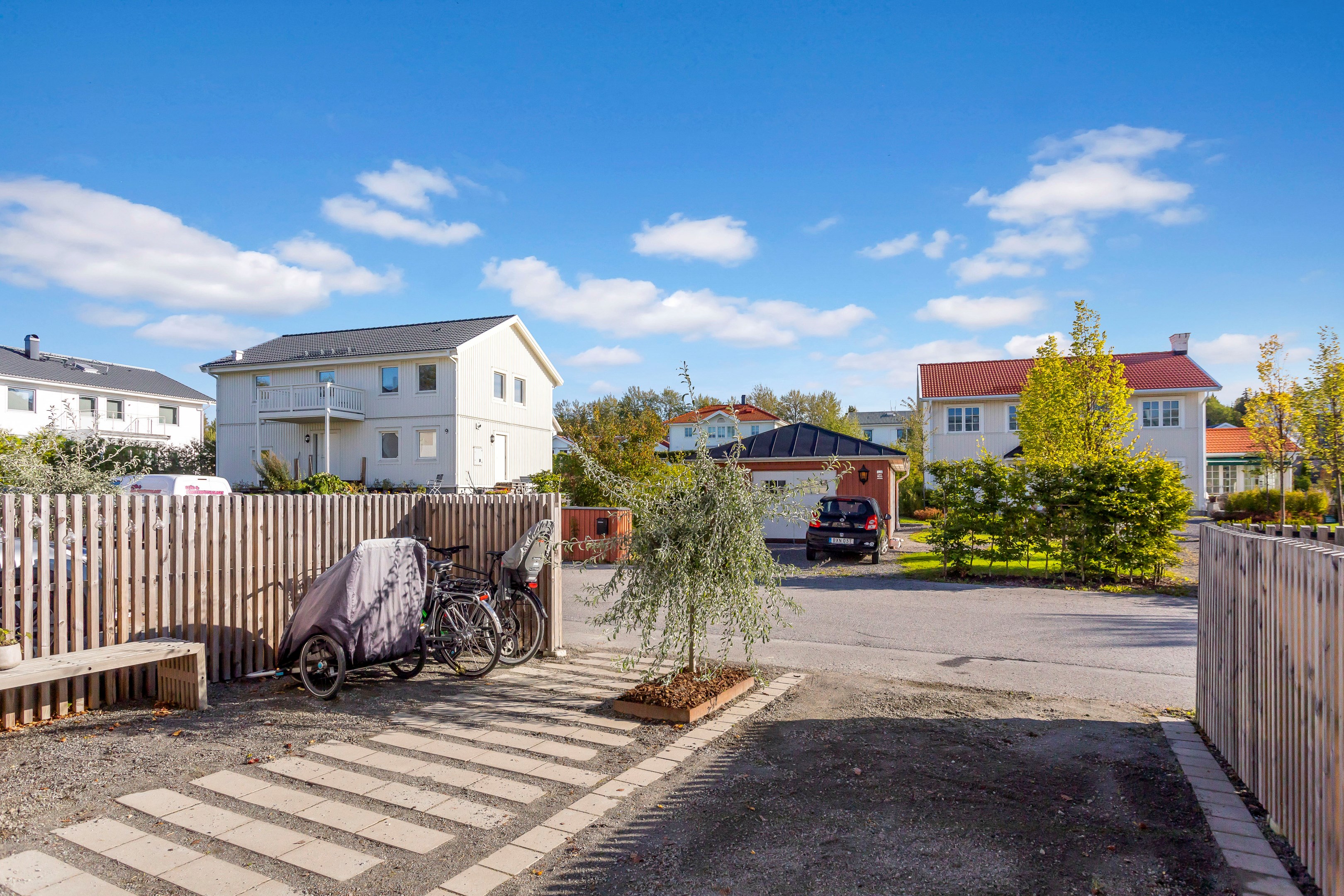 Bostadsbild från Vikvägen 26, Såld i Vårdsätra, Uppsala