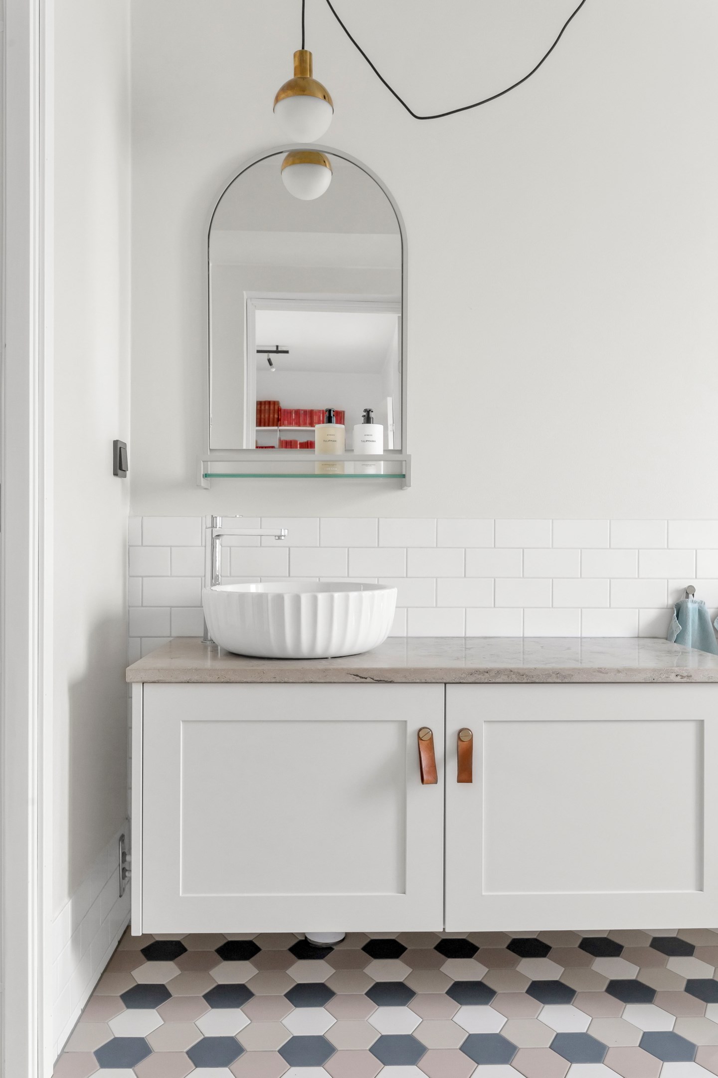 Bostadsbild från Vikvägen 26, Såld i Vårdsätra, Uppsala