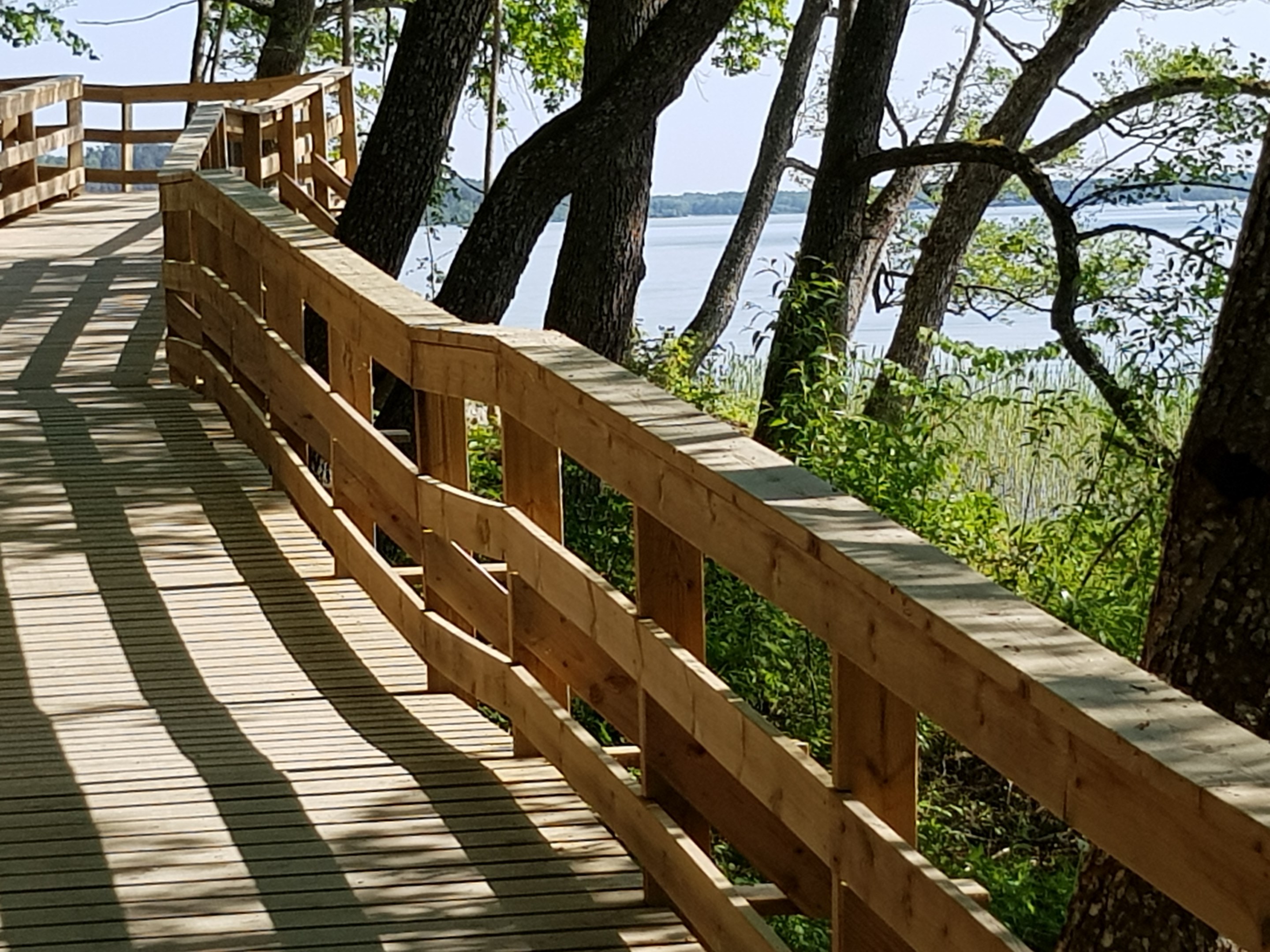 Bostadsbild från Vikvägen 26, Såld i Vårdsätra, Uppsala