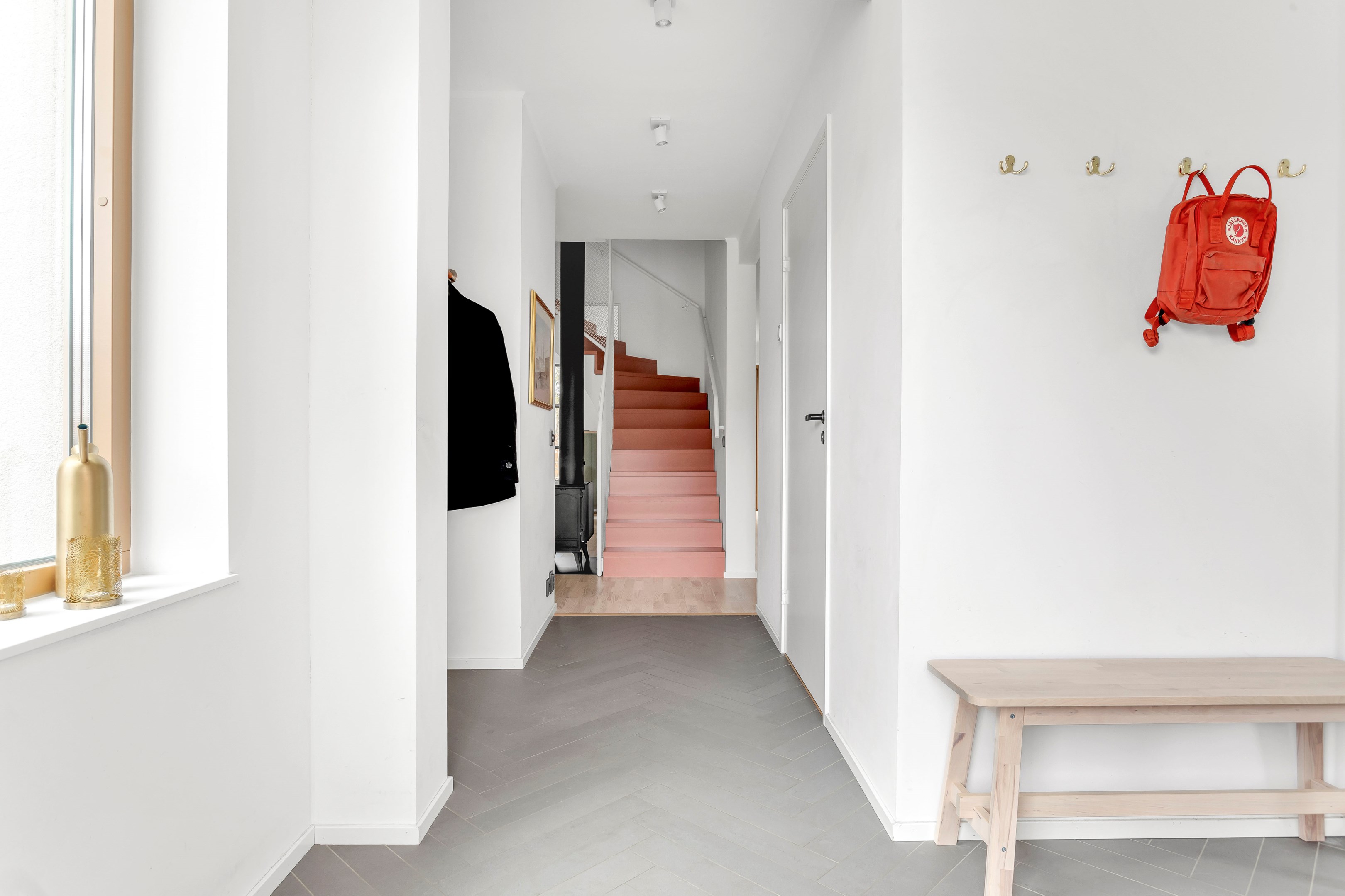 Bostadsbild från Vikvägen 26, Såld i Vårdsätra, Uppsala