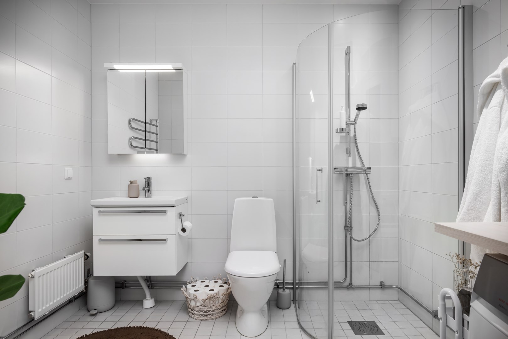 Bostadsbild från Tollare kaj 8, 4 tr, Såld i Tollare, Nacka