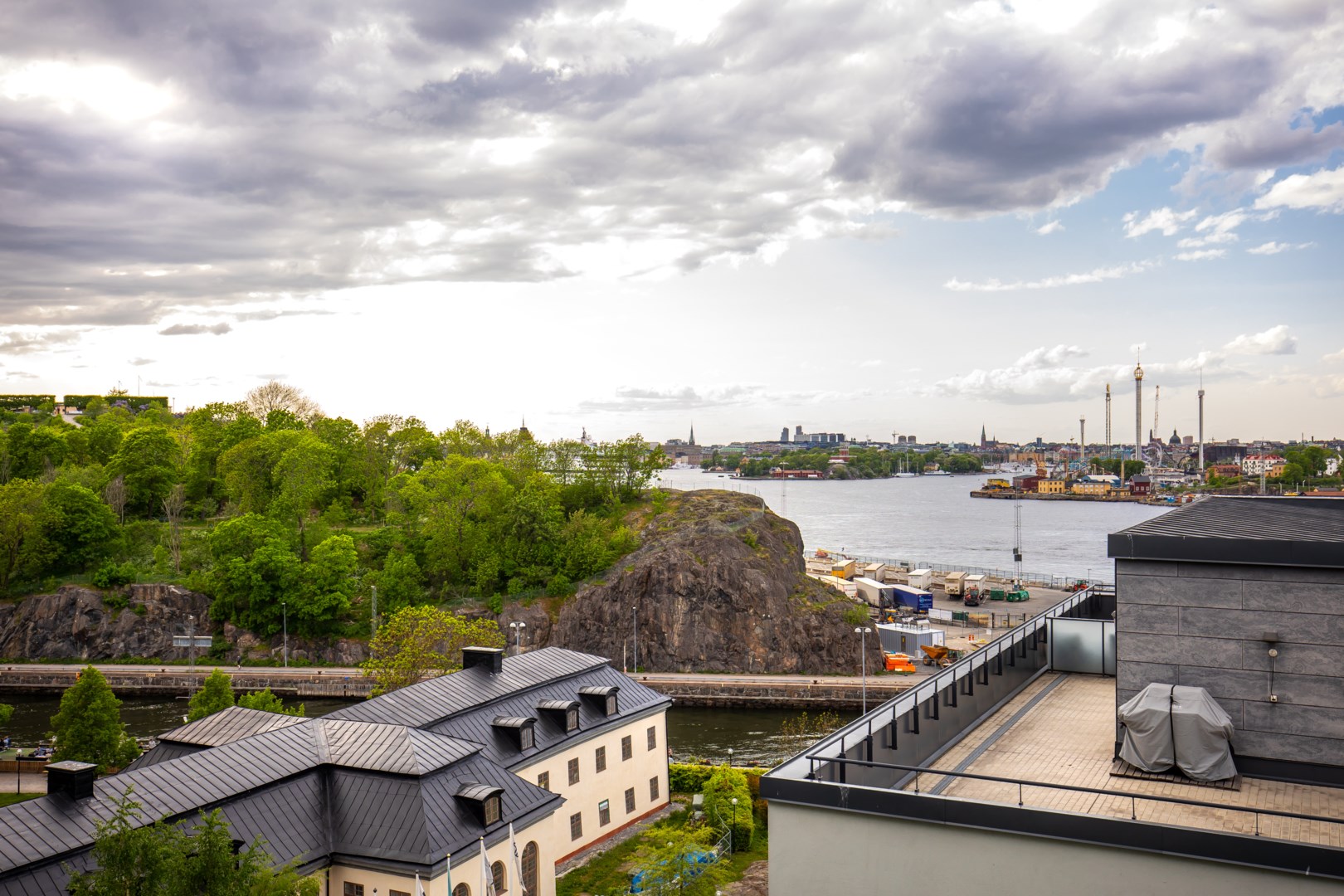 Bostadsbild från Sjökvarnsbacken 10, Såld i Saltsjöqvarn, Nacka