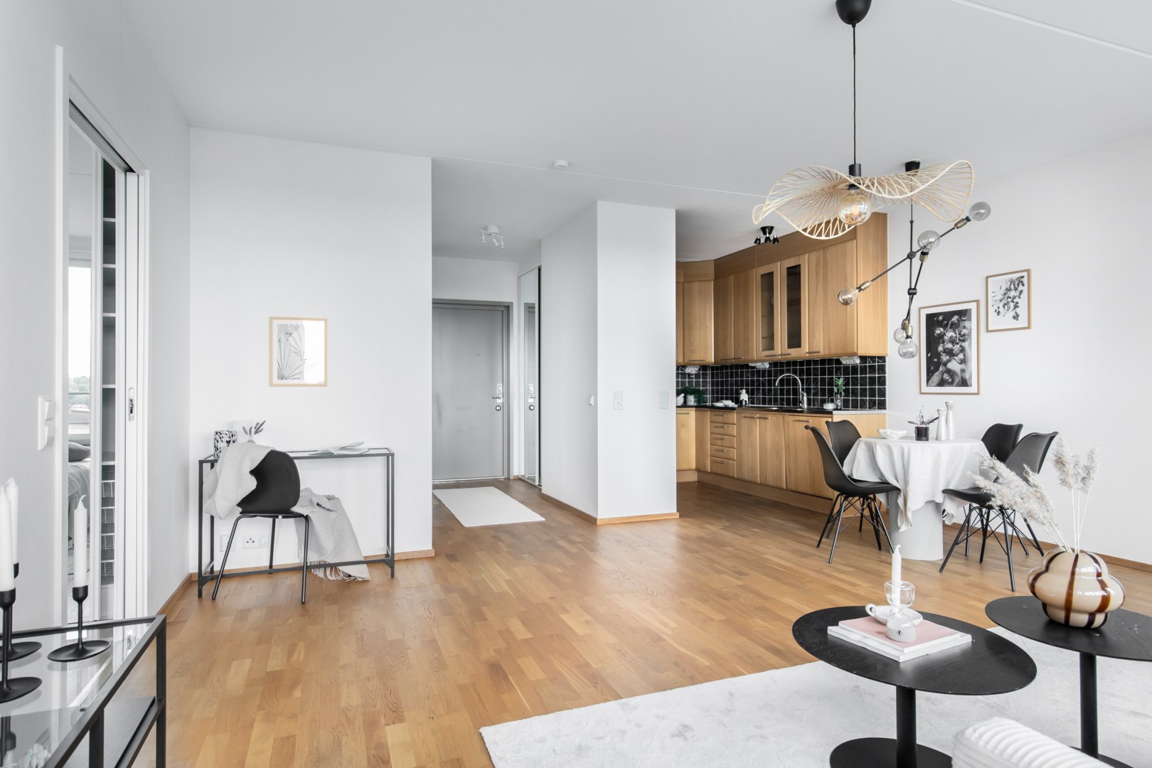 Bostadsbild från Sjökvarnsbacken 10, Såld i Saltsjöqvarn, Nacka