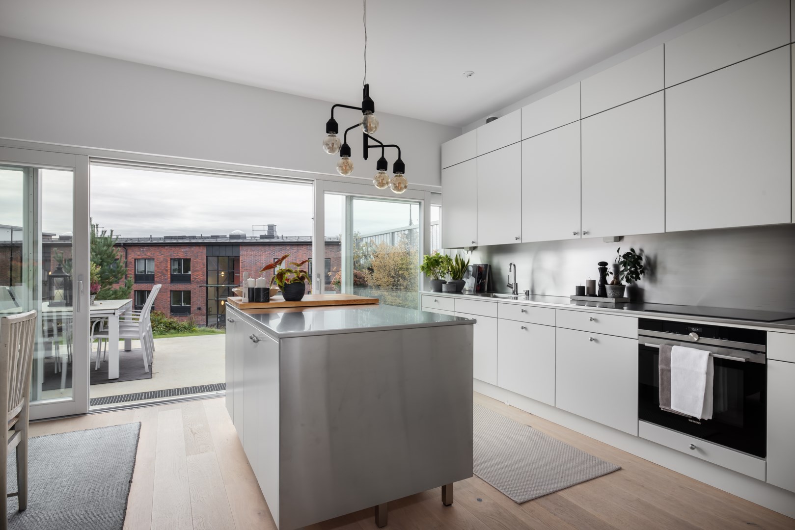 Bostadsbild från Tollarevägen 73, Såld i Tollare, Nacka