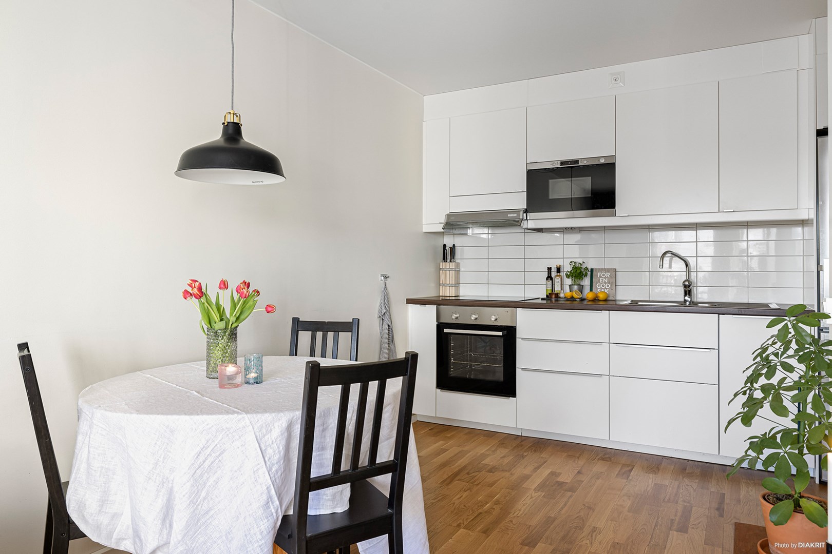 Bostadsbild från Råbyvägen 57A, Såld i Gränby, Uppsala