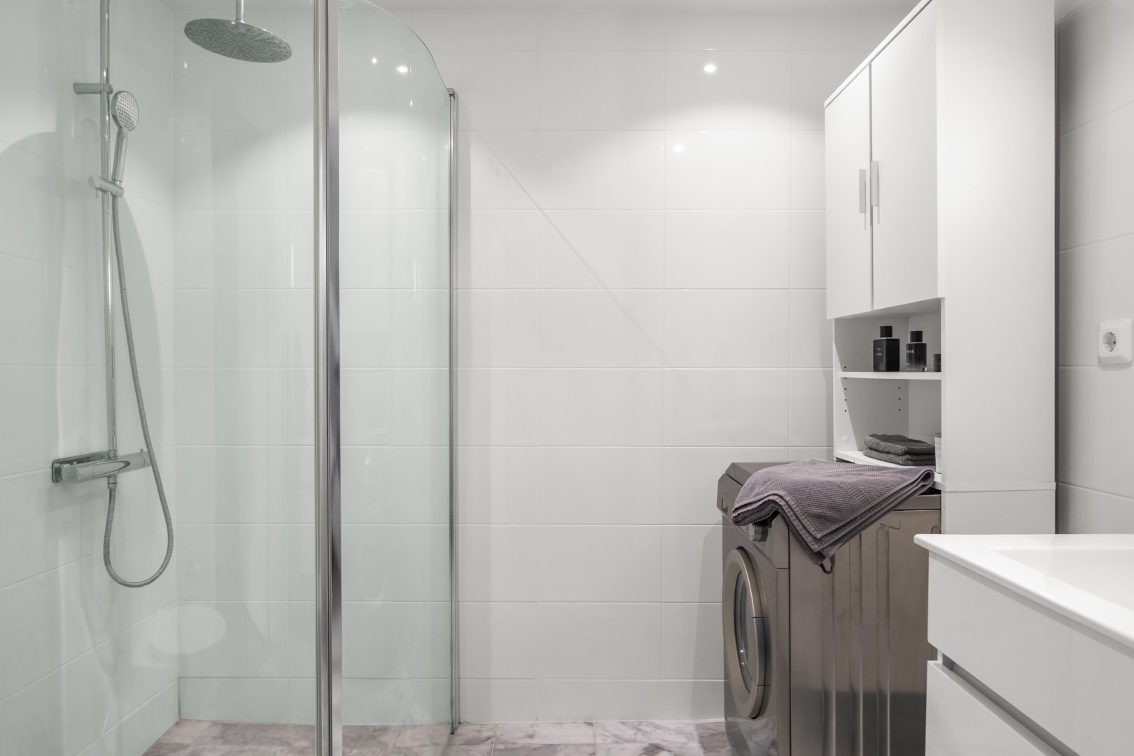 Bostadsbild från Vårdsätravägen 3 B, Såld i Rosendal, Uppsala