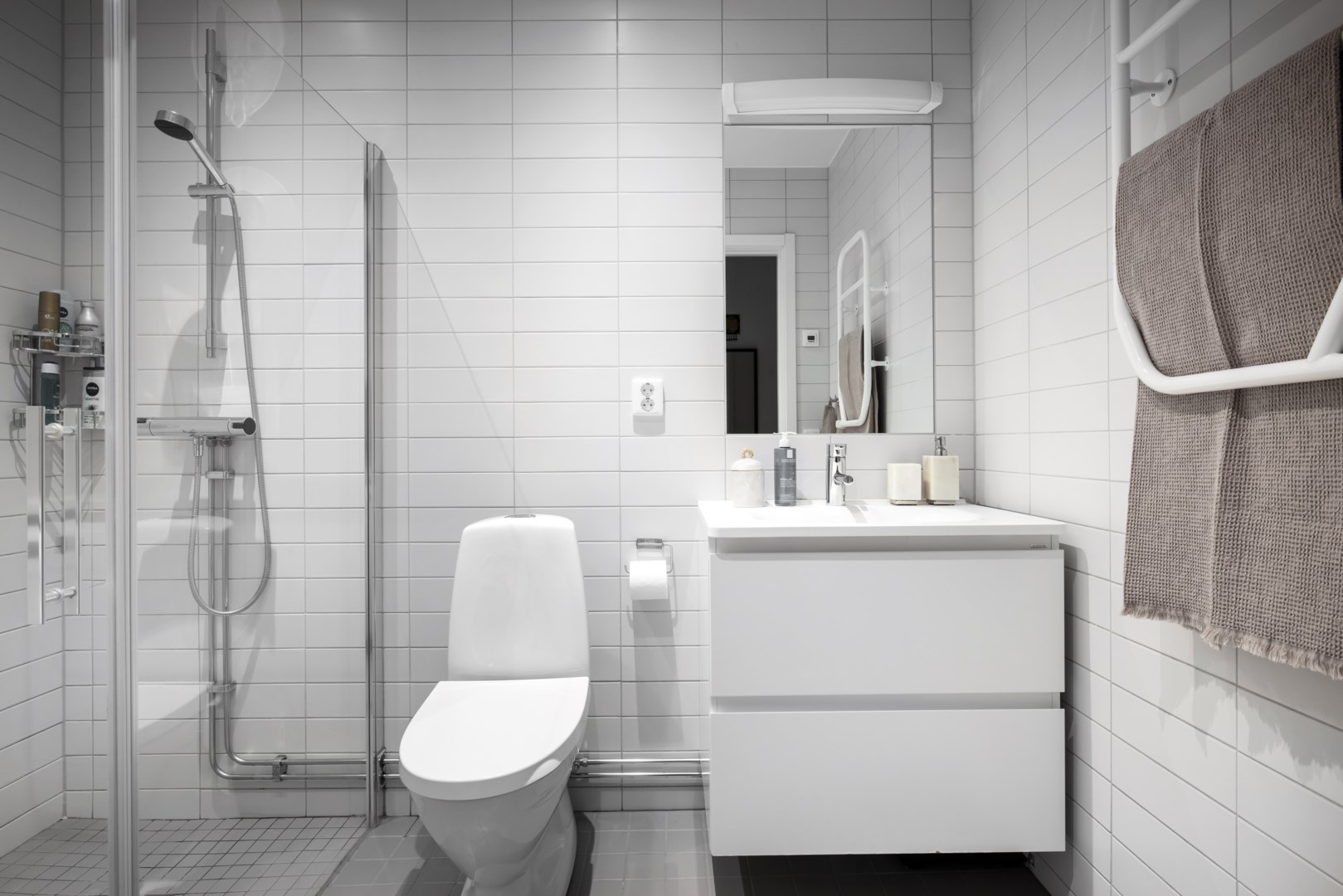 Bostadsbild från Tollarevägen 4, Såld i Tollare, Nacka