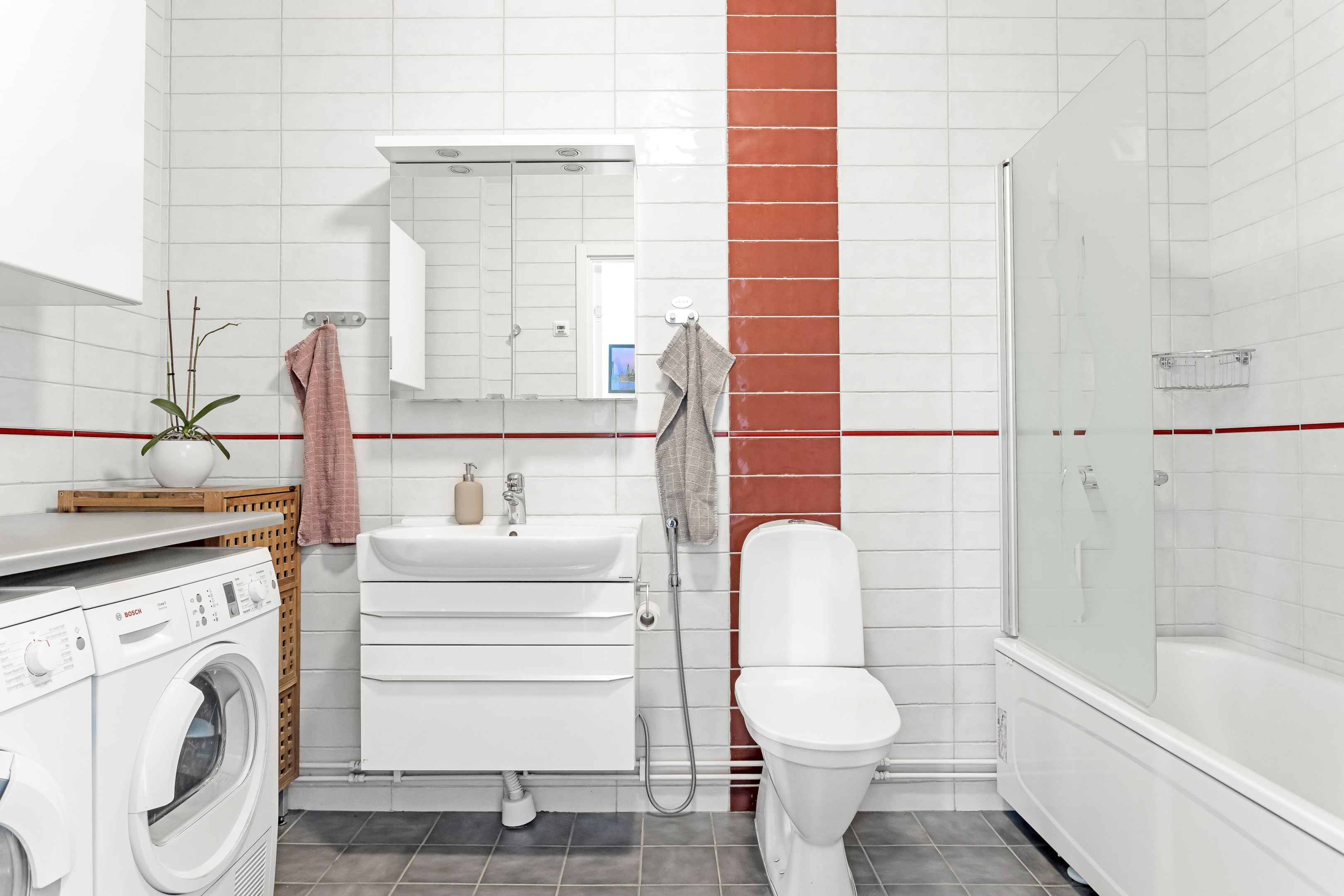 Bostadsbild från Siktargatan 28, Såld i Kungsängen, Uppsala