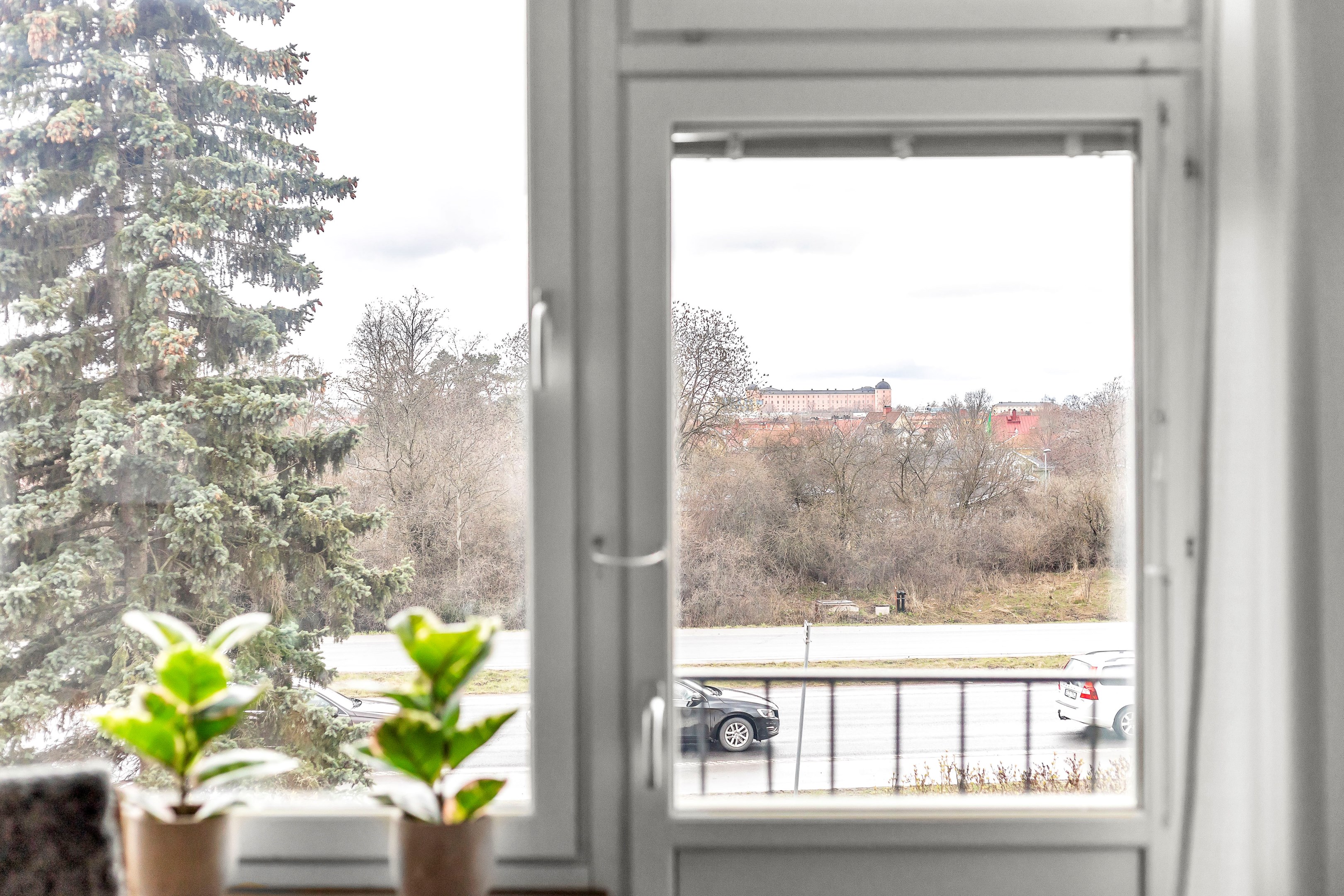 Bostadsbild från Byggmästargatan 13E, Såld i Salabacke, Uppsala