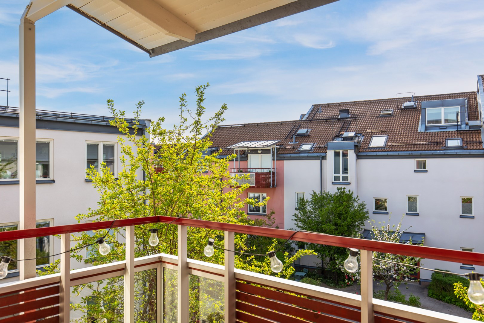 Bostadsbild från Järla Gårdsväg 34, Såld i Järla sjö, Nacka