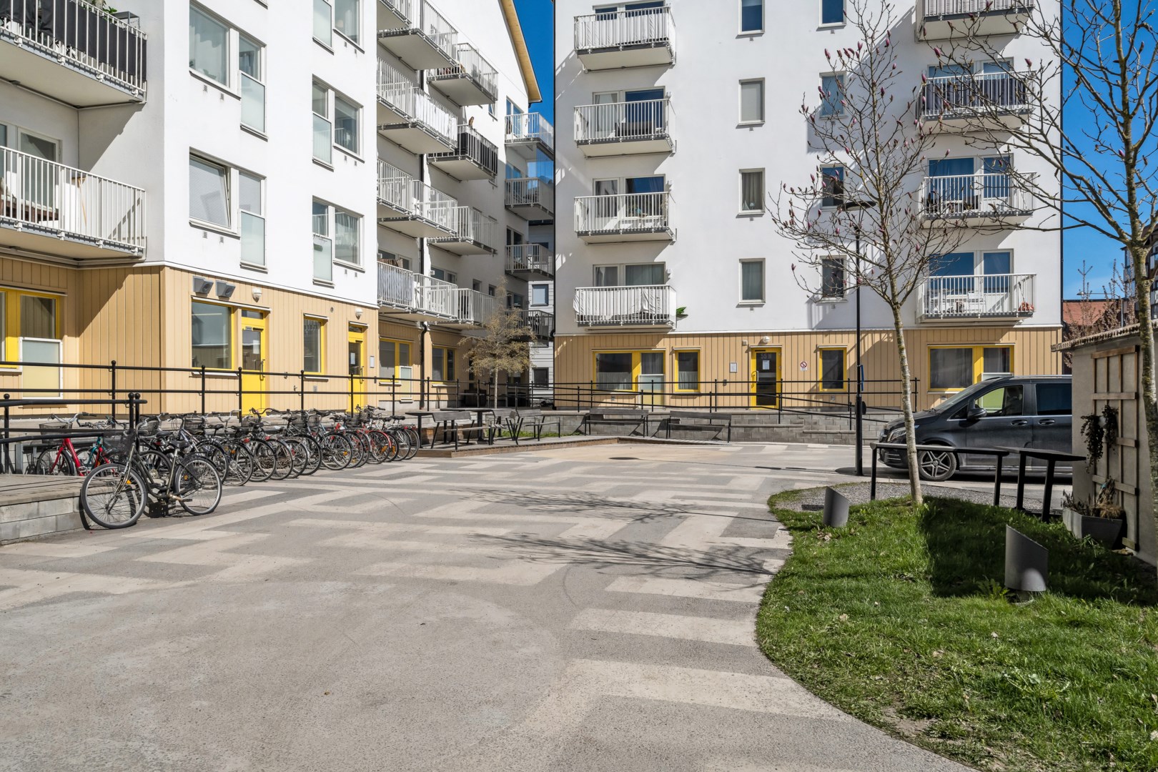 Bostadsbild från Råbyvägen 55F, Till salu i Gränby, Uppsala