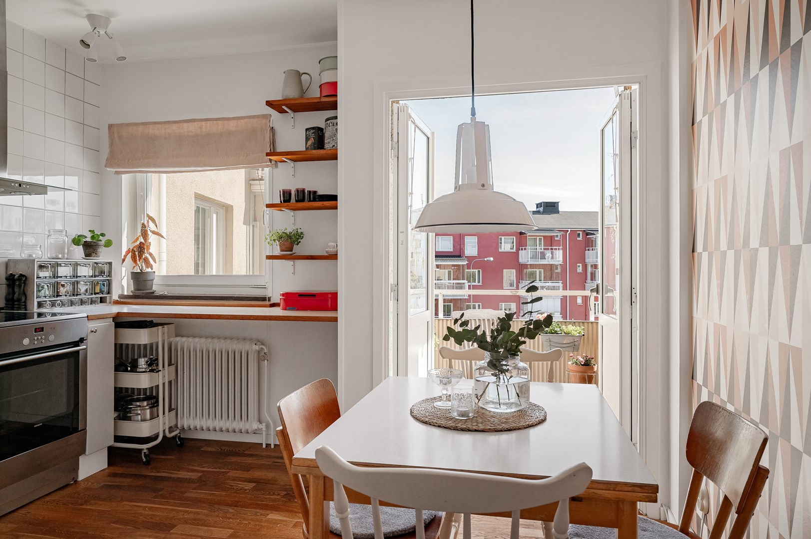 Bostadsbild från Finnbergsvägen 46, 2tr, Såld i Finnberget, Nacka