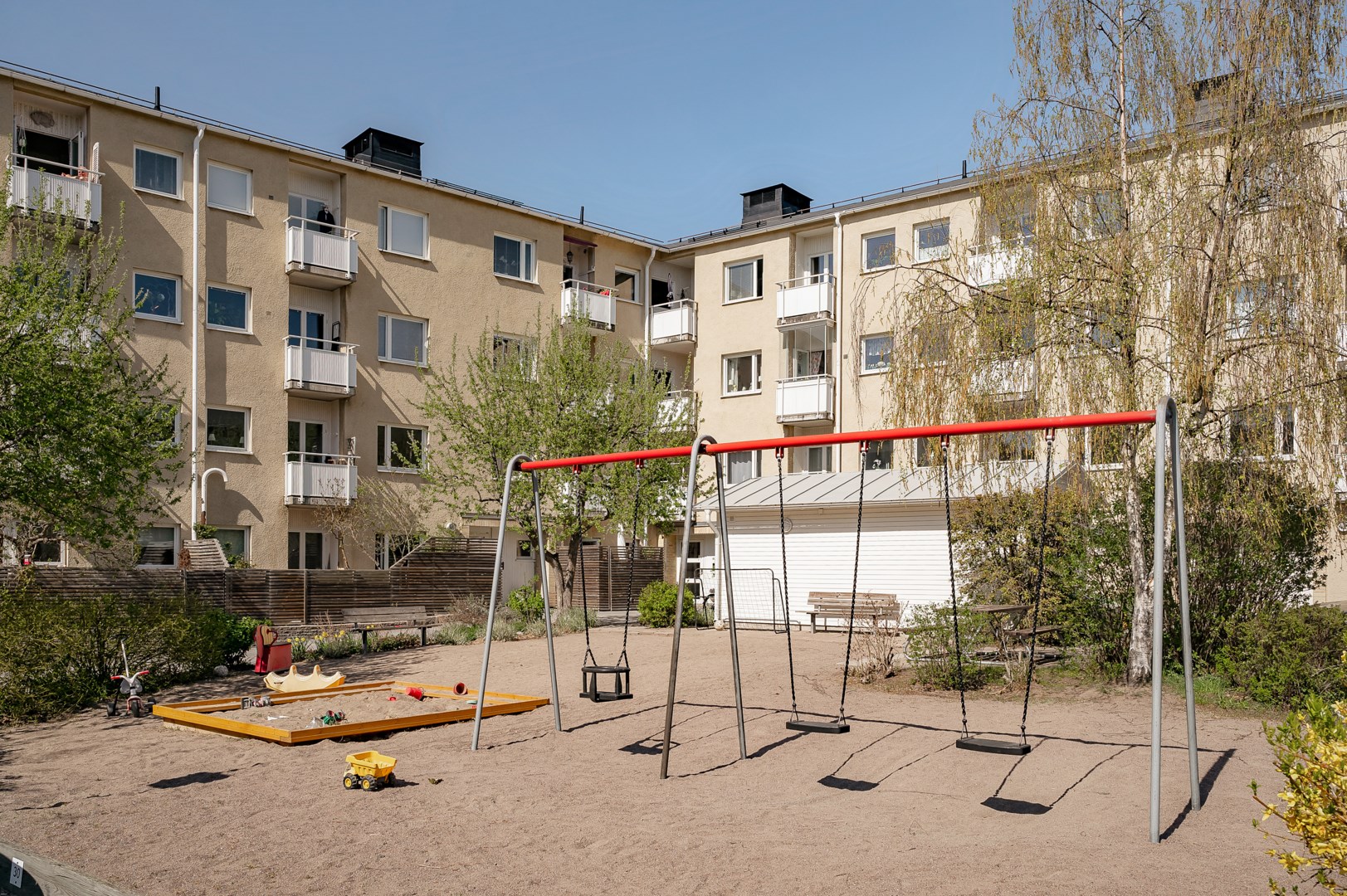 Bostadsbild från Finnbergsvägen 46, 2tr, Såld i Finnberget, Nacka