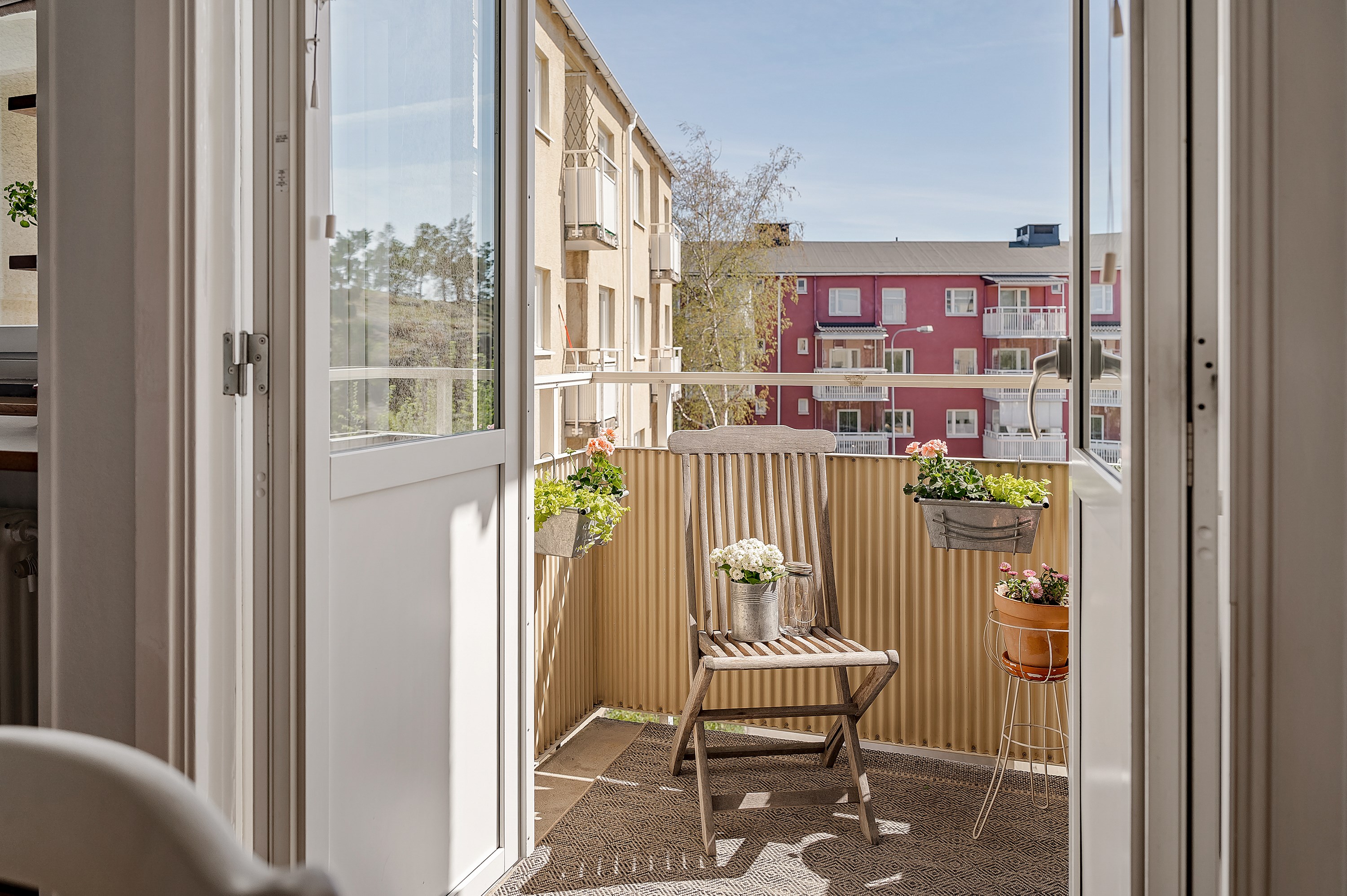 Bostadsbild från Finnbergsvägen 46, 2tr, Såld i Finnberget, Nacka