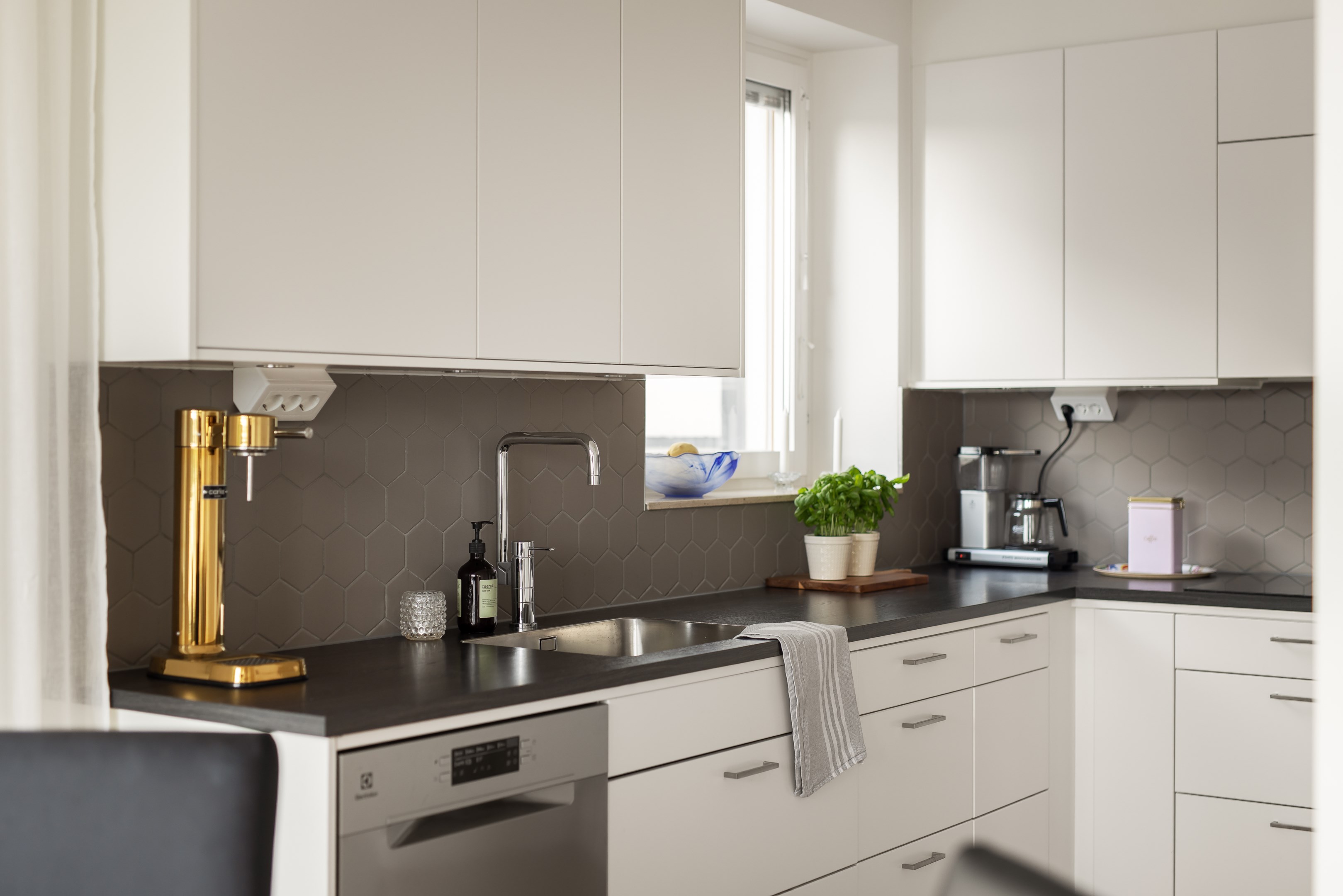 Bostadsbild från Tollareslingan 24, 2 tr, Till salu i Tollare, Nacka