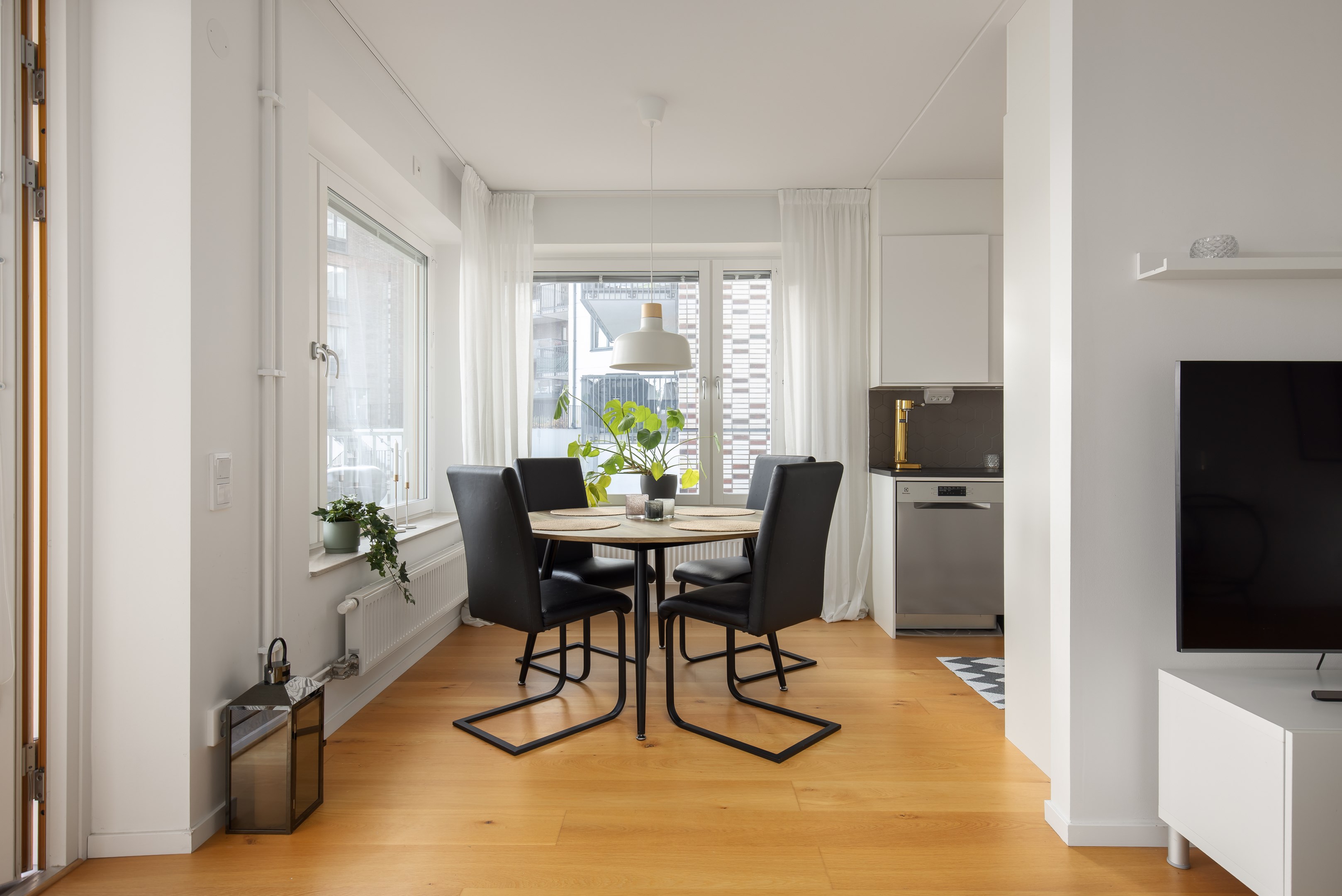 Bostadsbild från Tollareslingan 24, 2 tr, Till salu i Tollare, Nacka