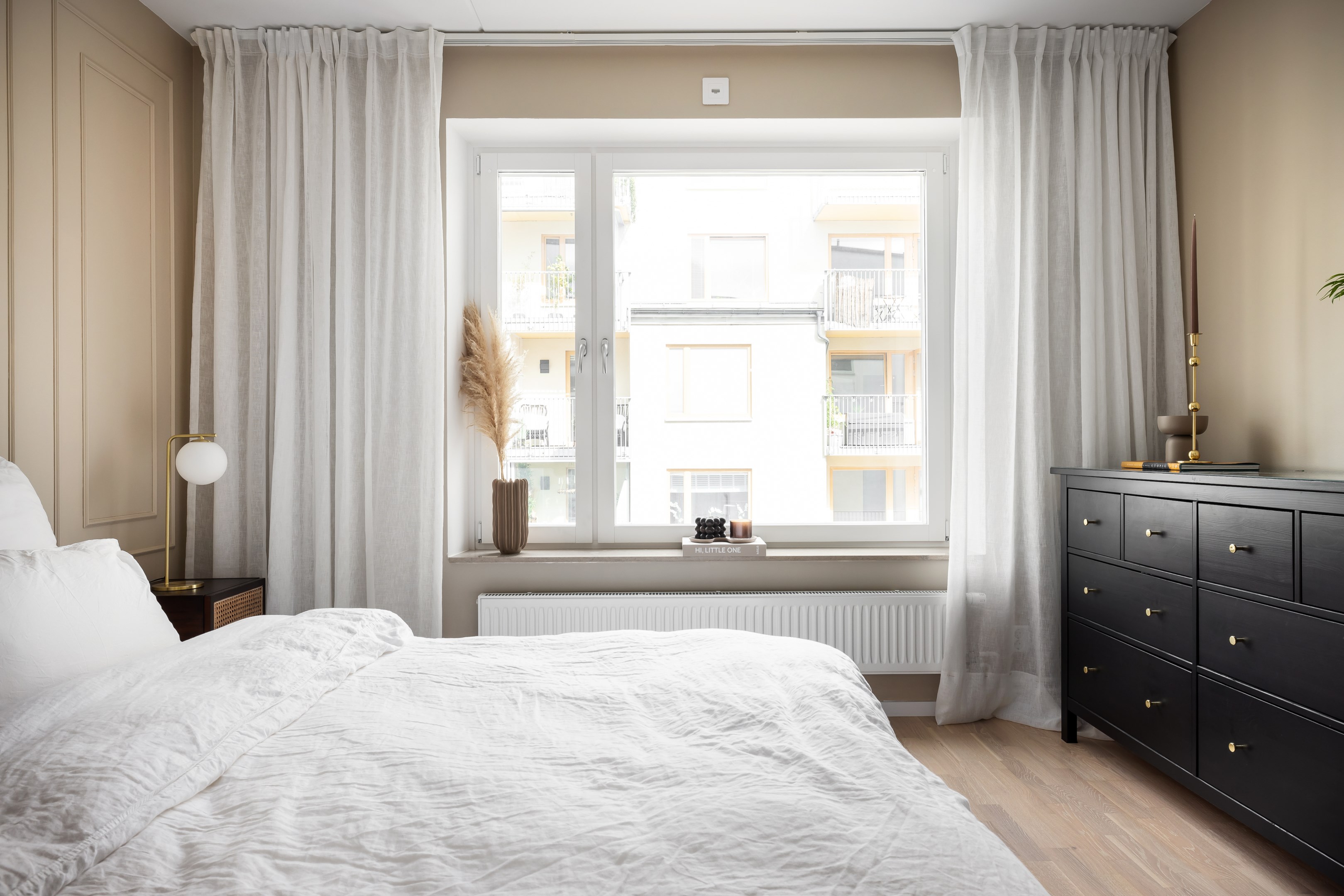 Avskilt läge med ljusinsläpp från norr