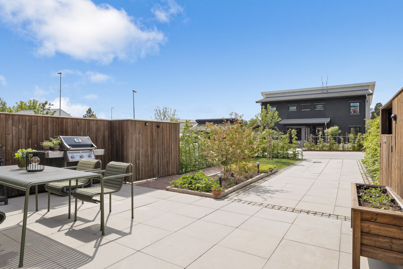 Bostadsbild från Vikvägen 136, Såld i Vårdsätra, Uppsala