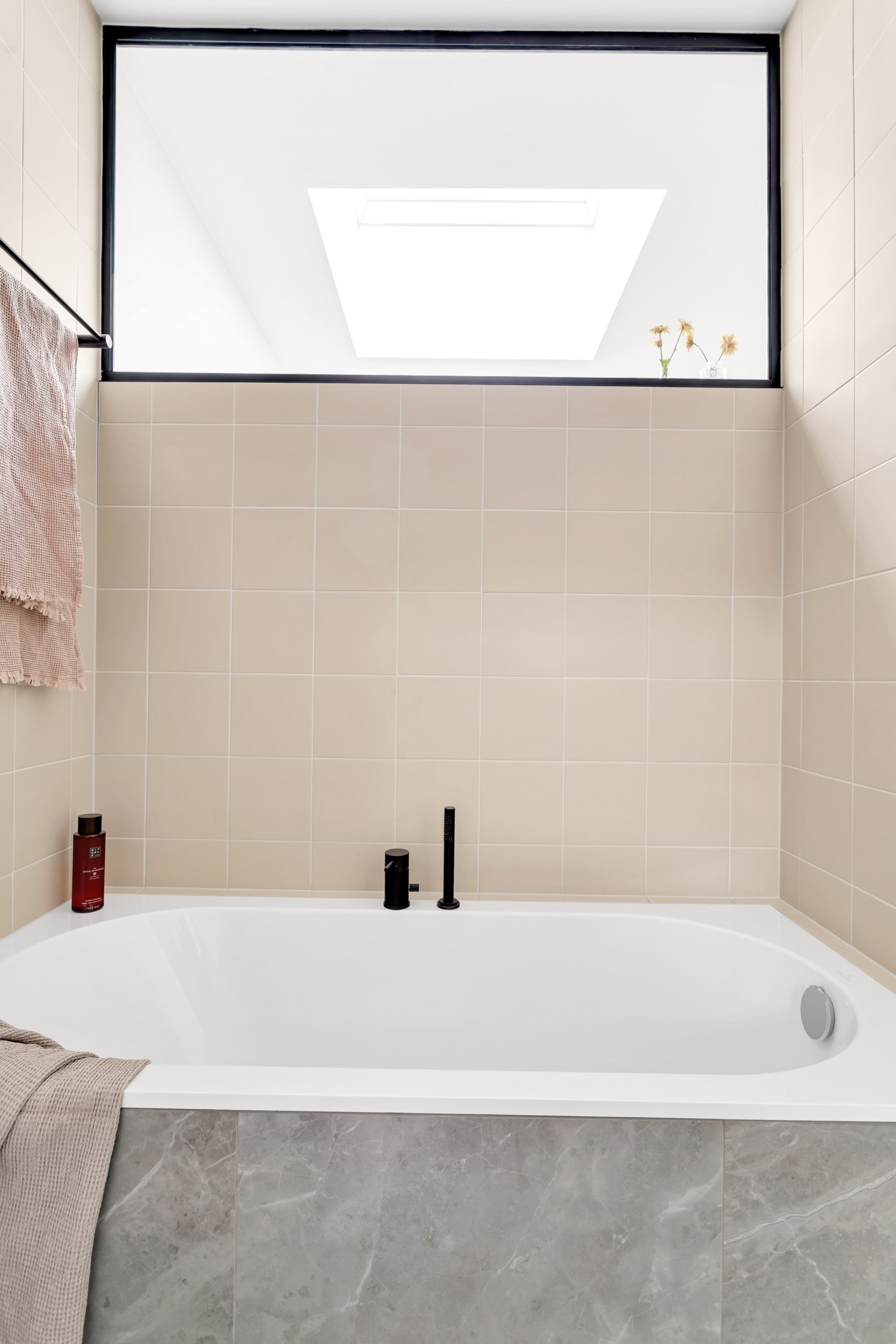 Bostadsbild från Vikvägen 136, Såld i Vårdsätra, Uppsala