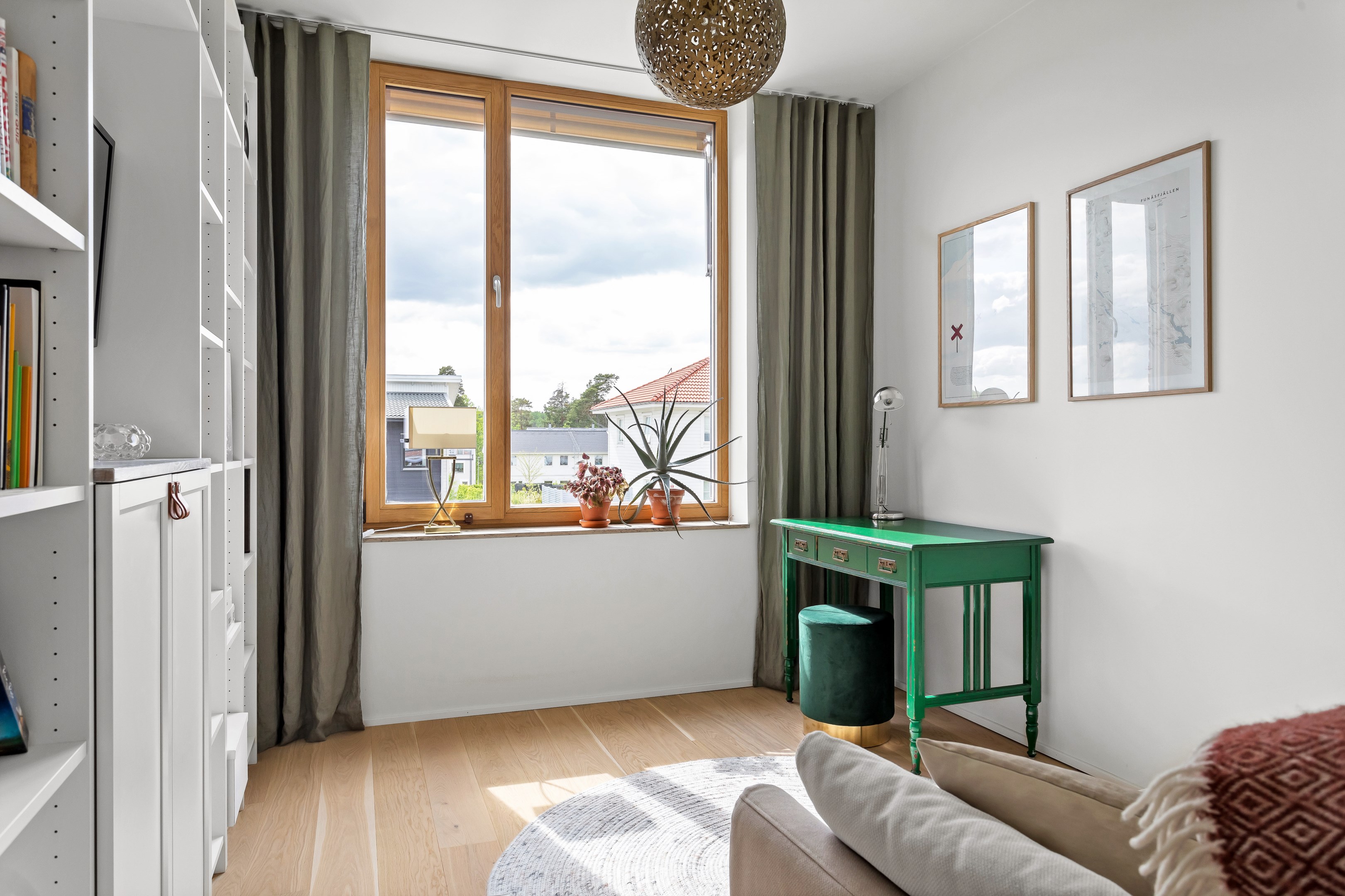 Bostadsbild från Vikvägen 136, Såld i Vårdsätra, Uppsala