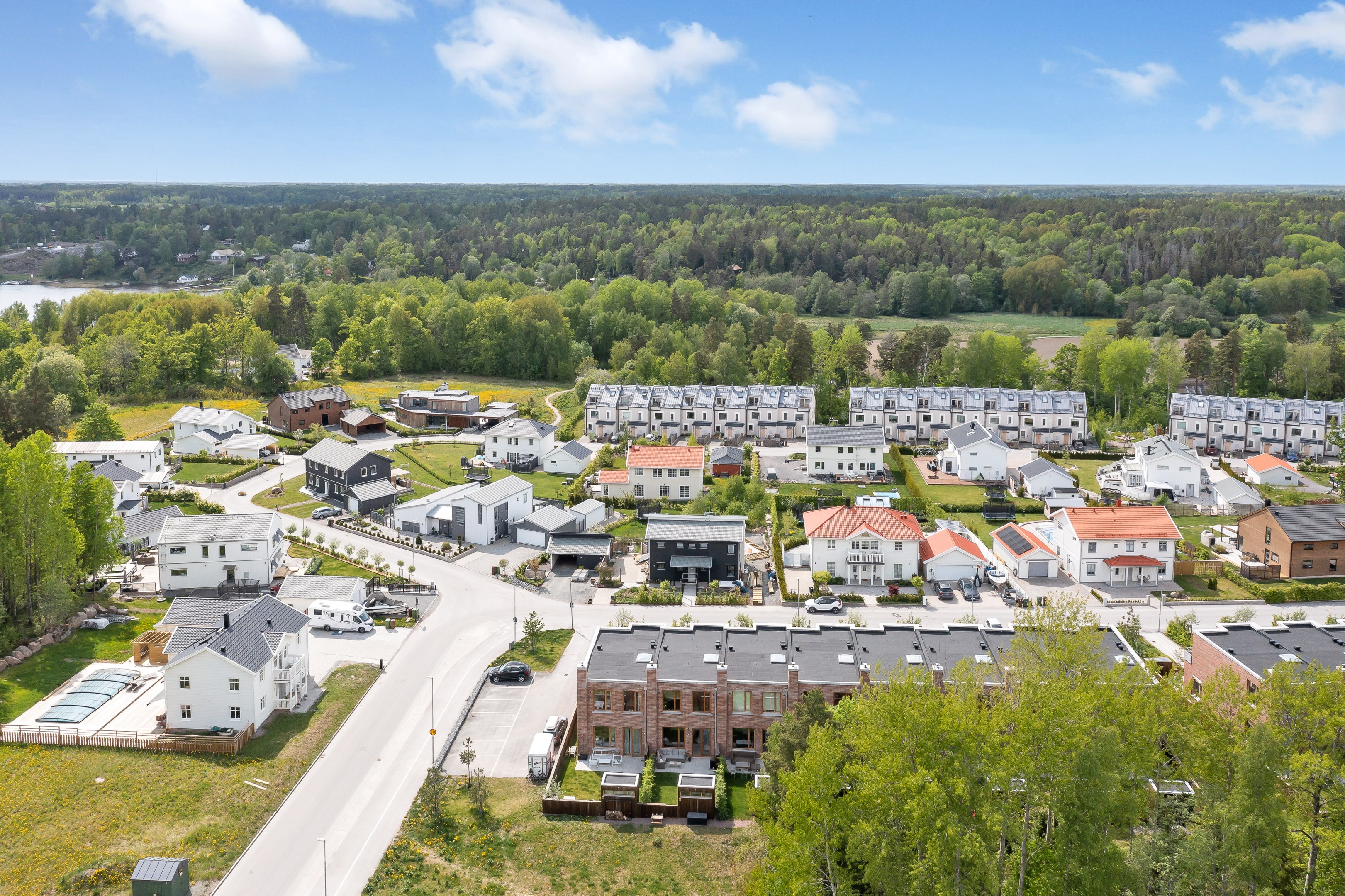 Bostadsbild från Vikvägen 136, Såld i Vårdsätra, Uppsala