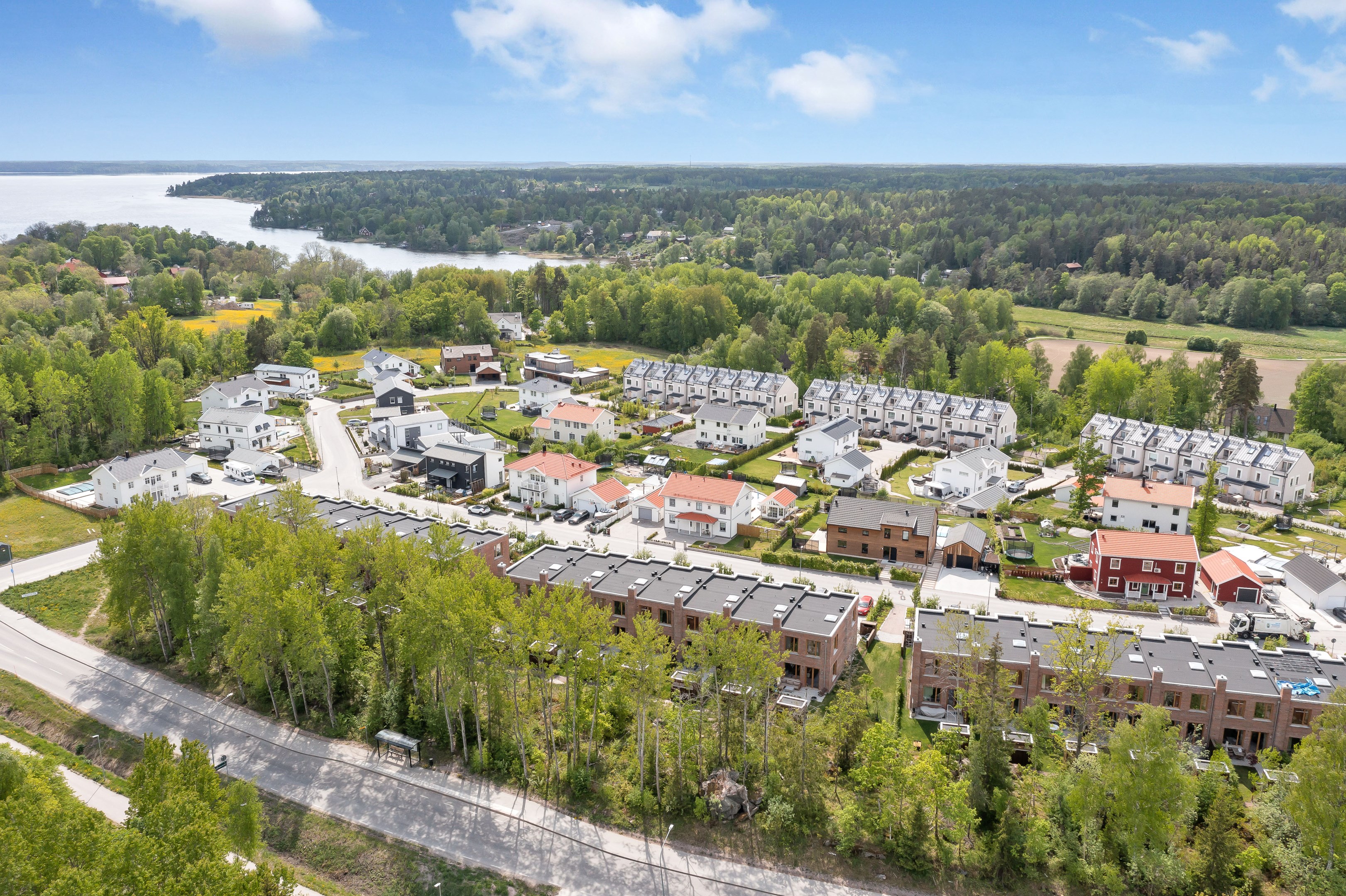 Bostadsbild från Vikvägen 136, Såld i Vårdsätra, Uppsala