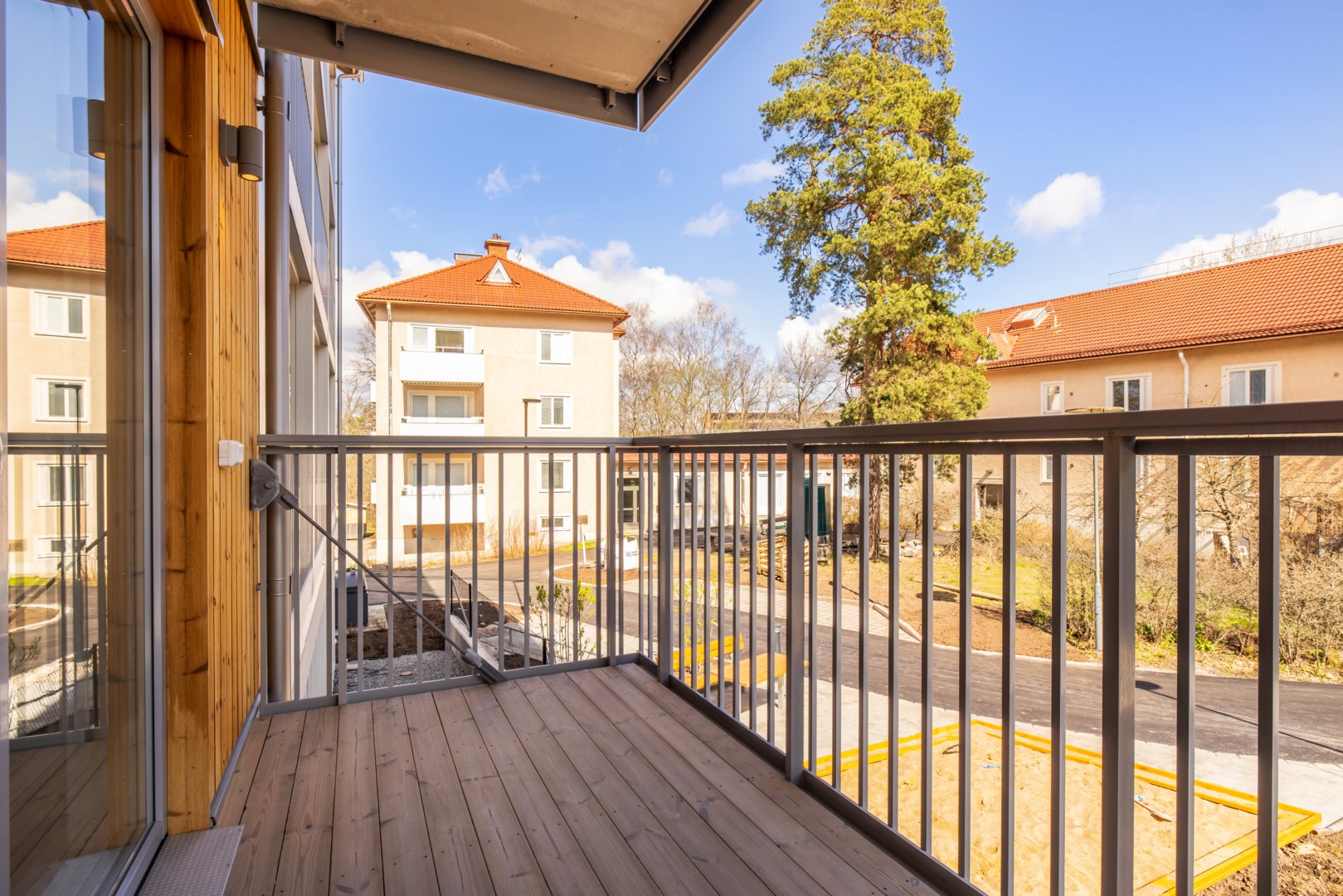 Bostadsbild från Östra Gräsvägen 5, Såld i Skuru, Nacka