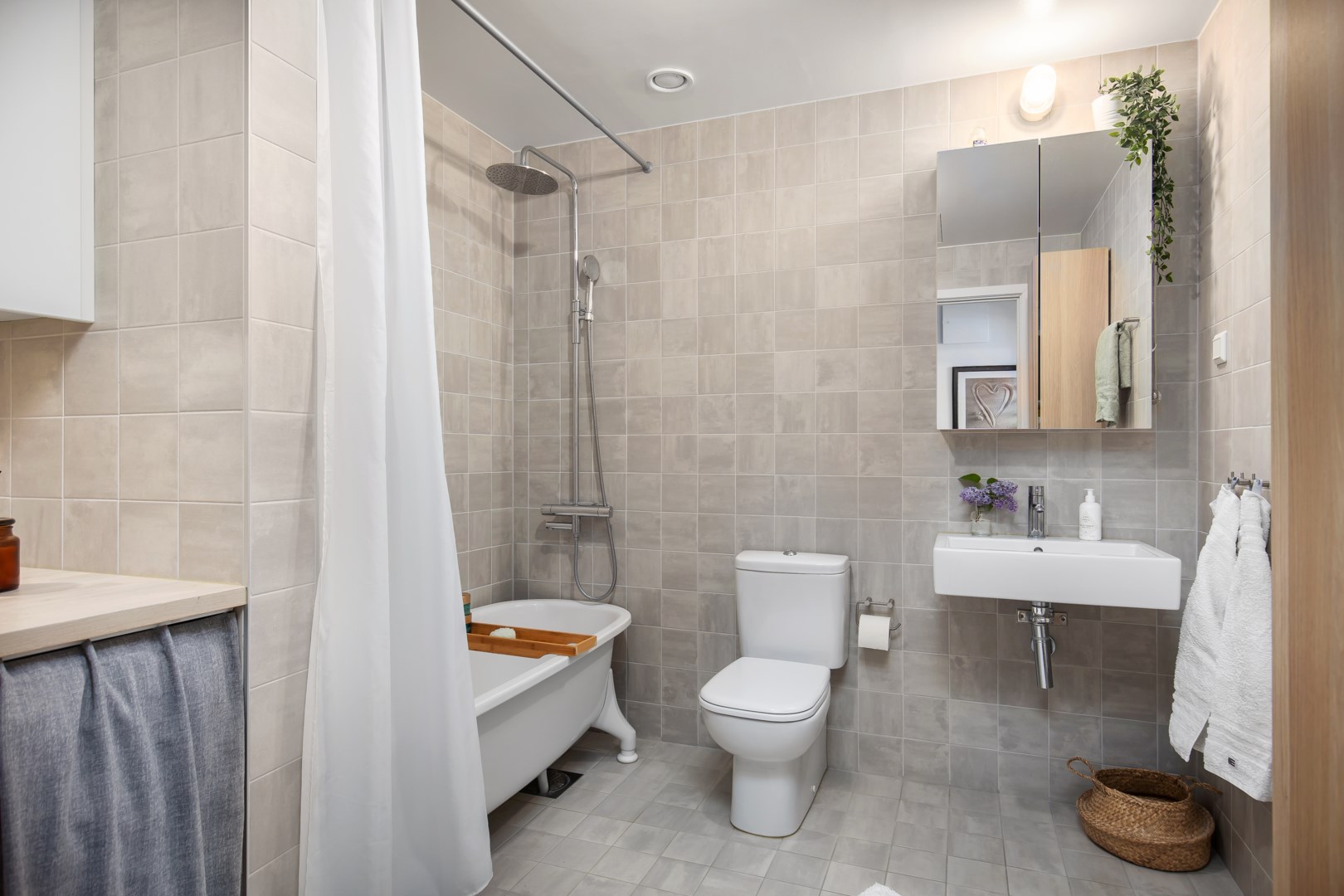 Bostadsbild från Tollarevägen 55, Såld i Tollare, Nacka