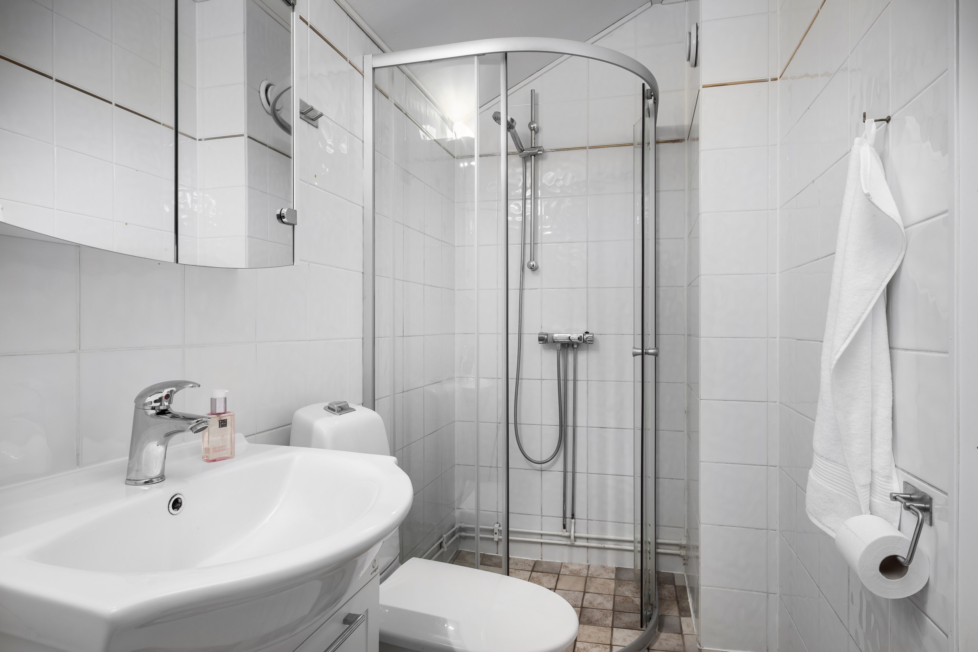 Bostadsbild från Storholmsvägen 14, Såld i Östra Orminge, Nacka