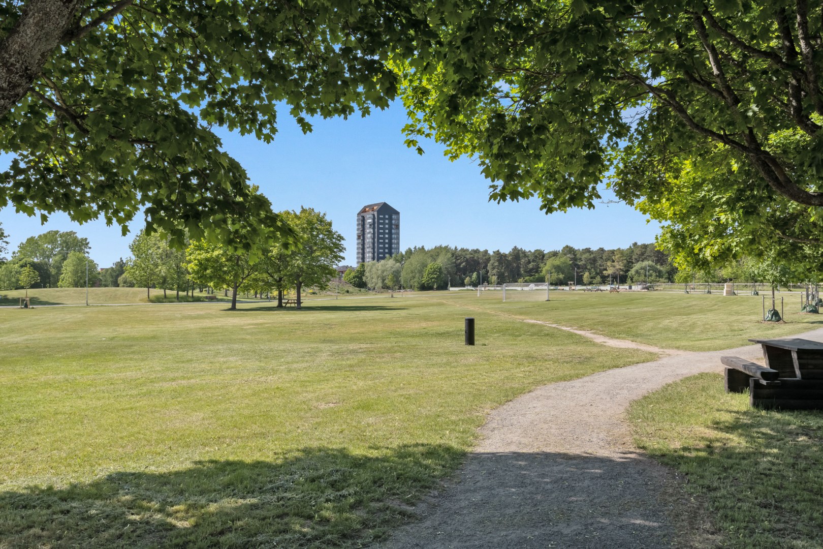 Bostadsbild från Gränby bilgata 26, Såld i Gränby, Uppsala
