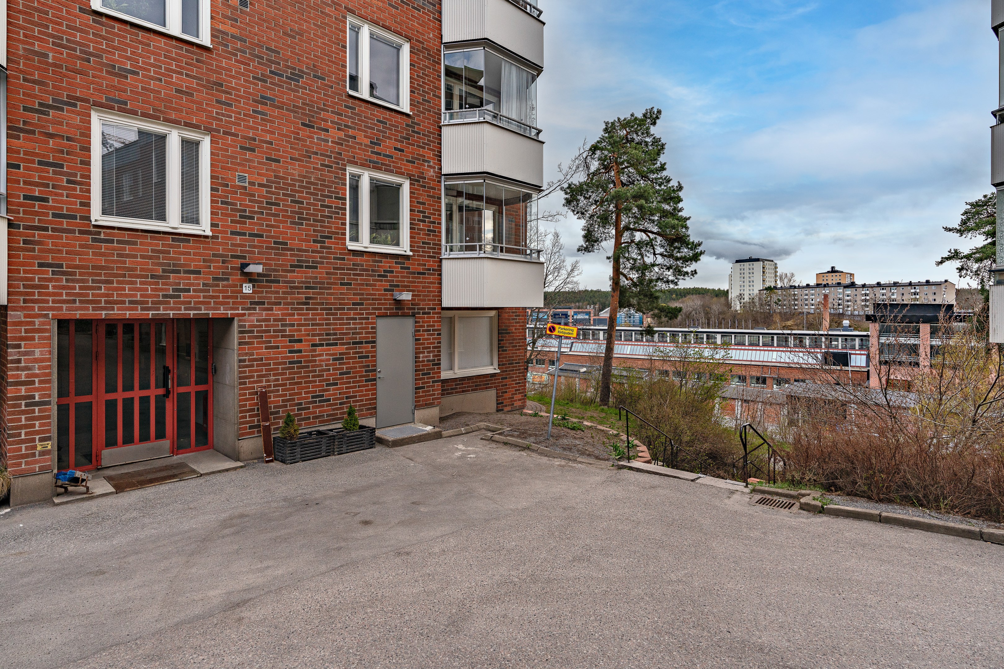 Bostadsbild från Alphyddevägen 15, Såld i , Nacka