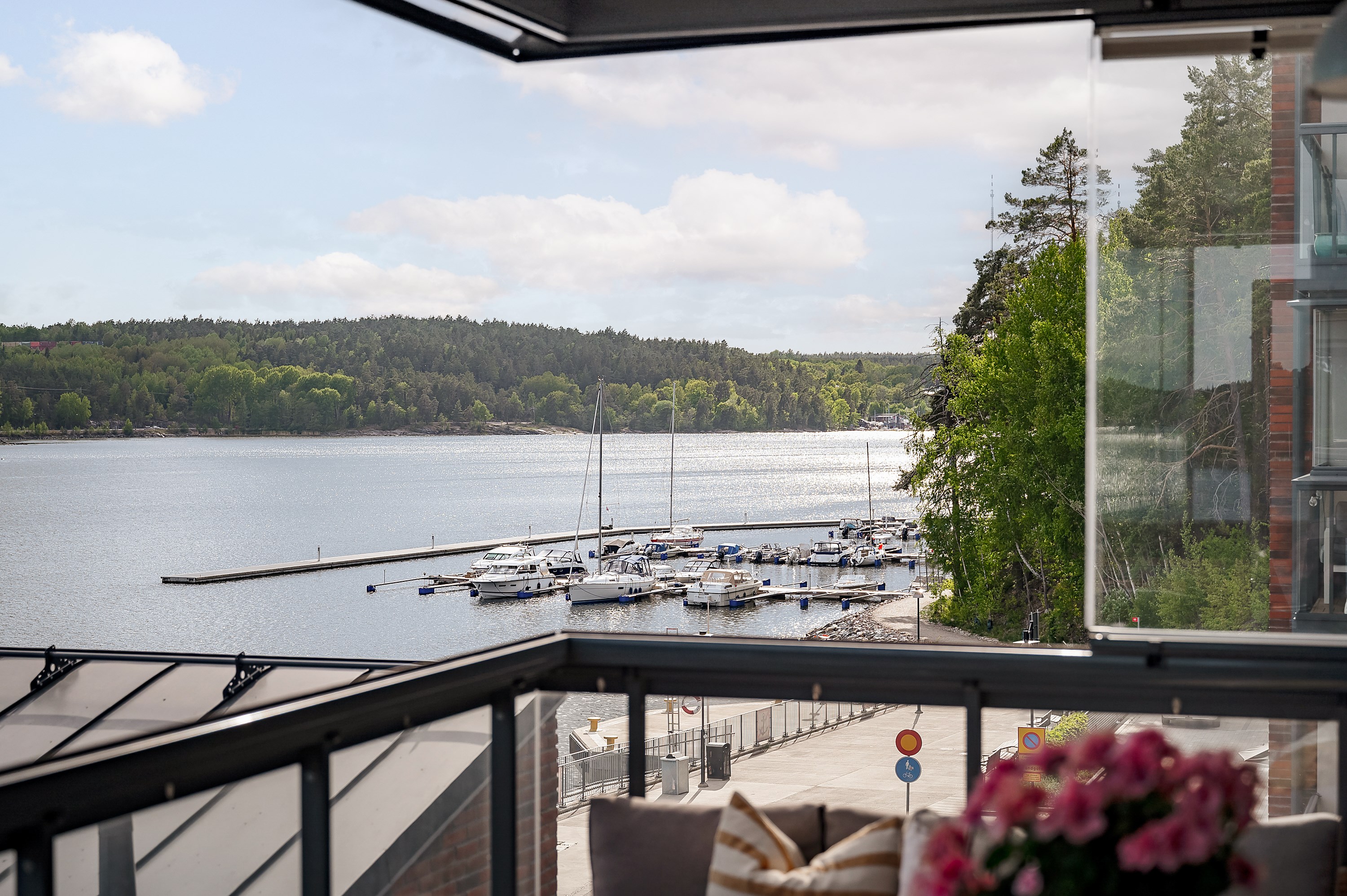 Bostadsbild från Bostadsrätt, Såld i Tollare, Nacka