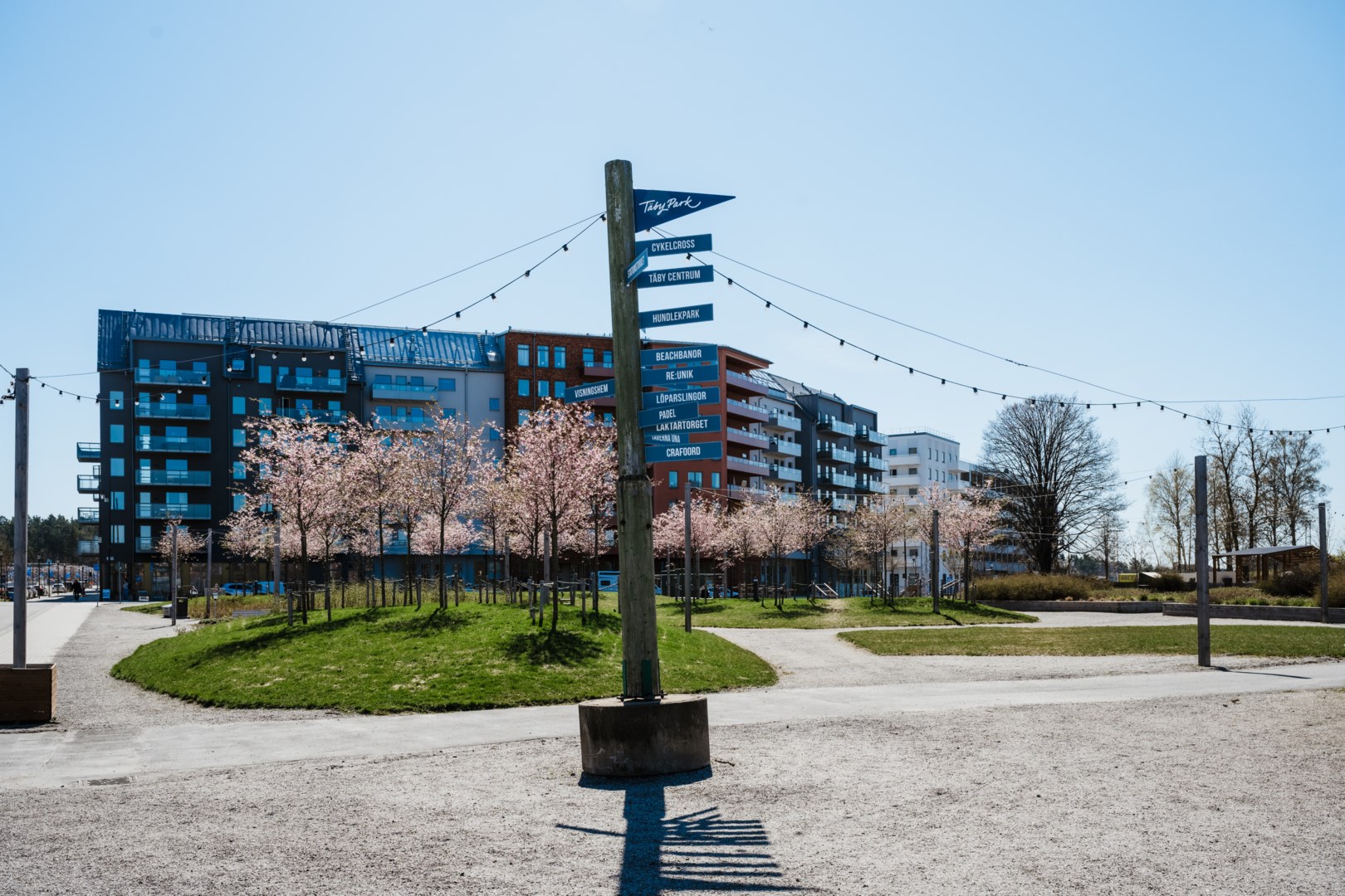 Bostadsbild från Martingalgatan 8, Såld i Täby Park, Täby