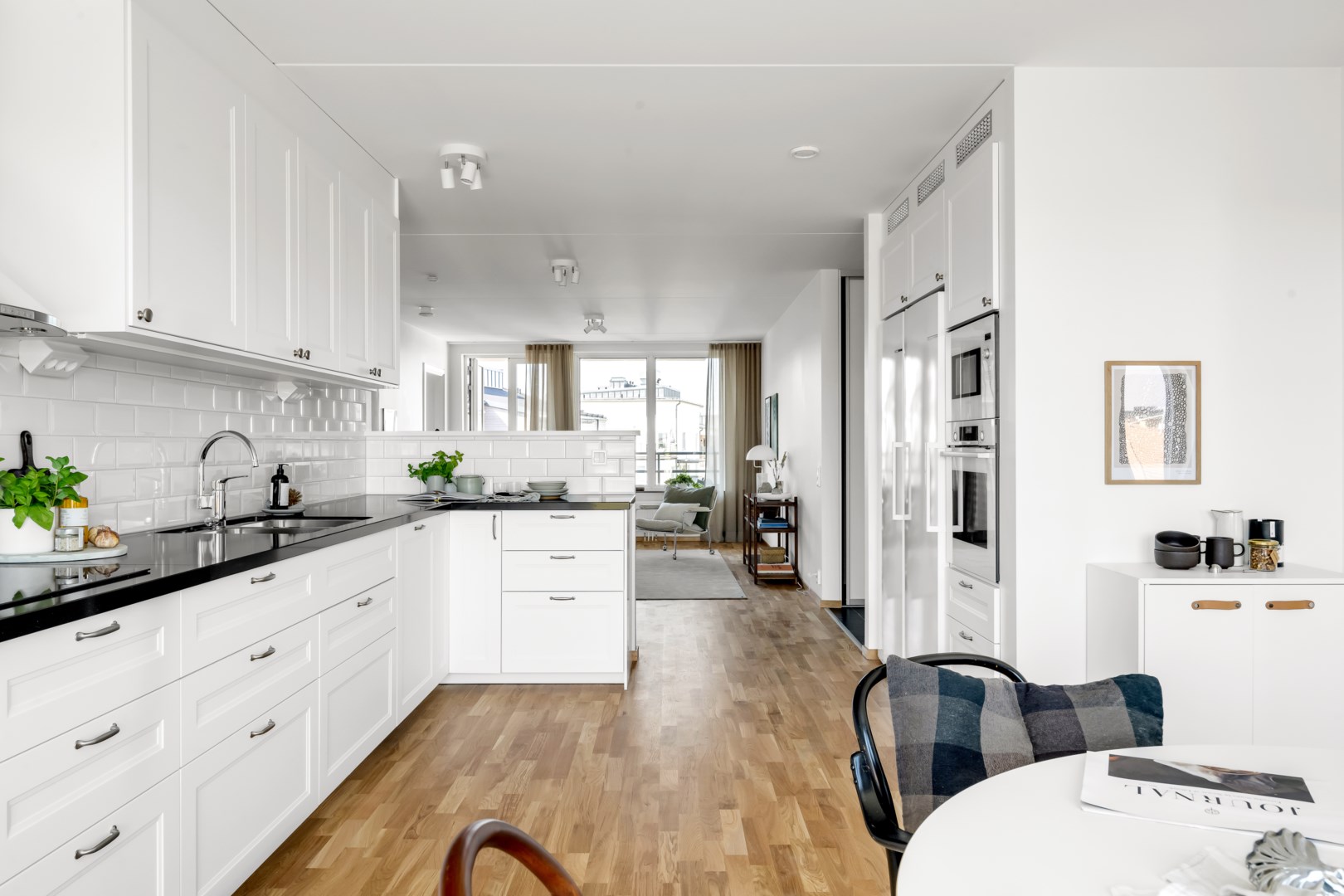 Bostadsbild från Vattholmavägen 8C, Såld i Kapellgärdet, Uppsala