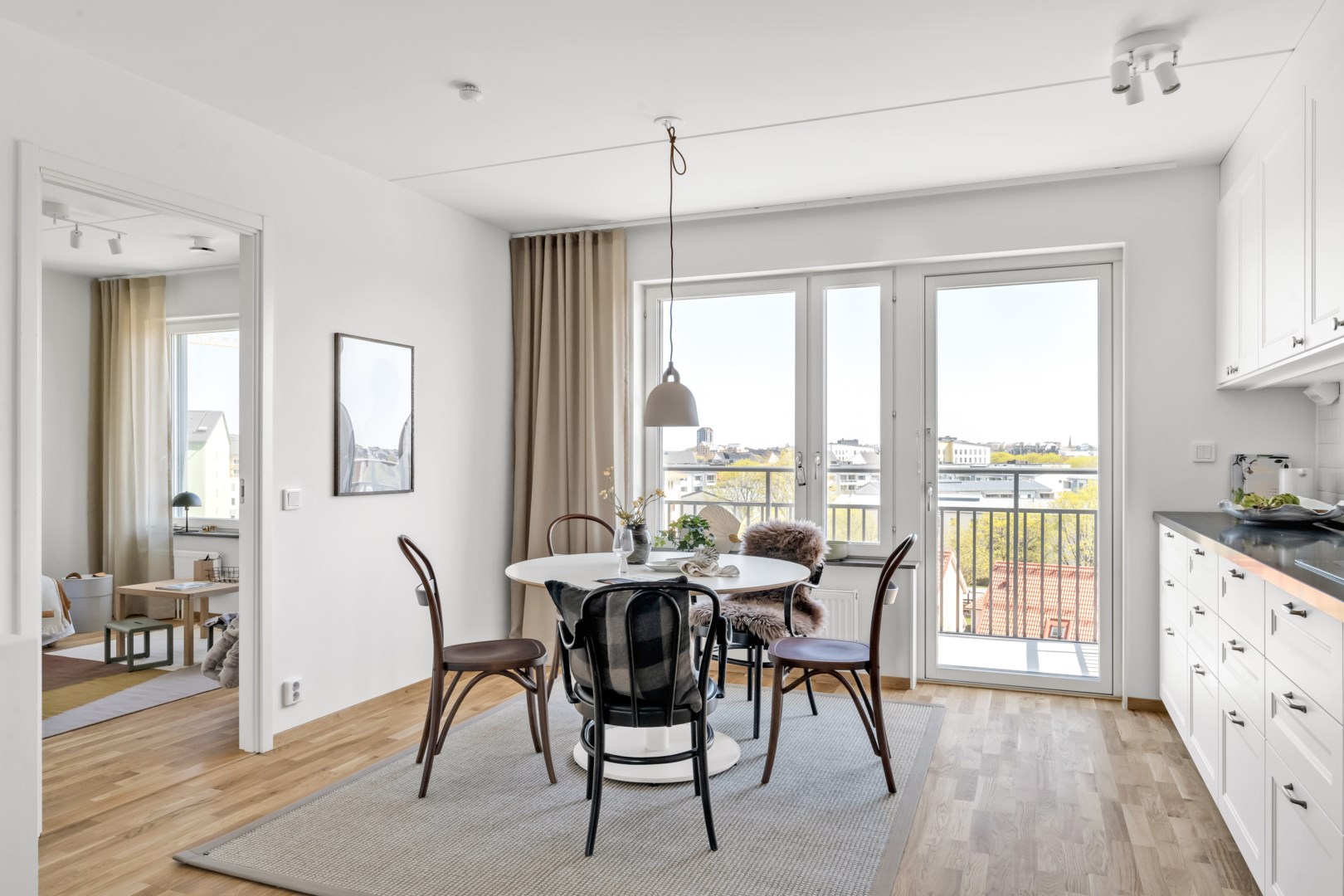 Bostadsbild från Vattholmavägen 8C, Såld i Kapellgärdet, Uppsala